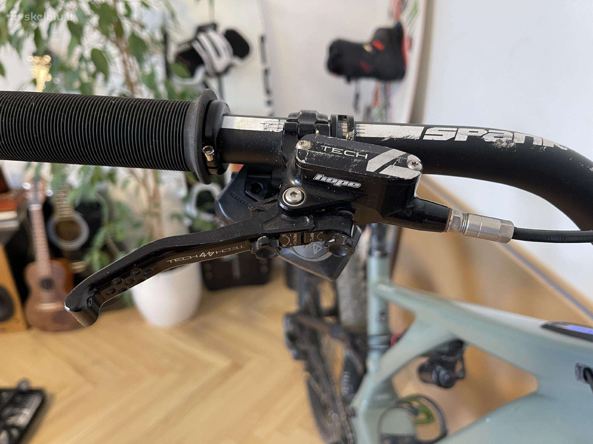 Elektrinis dviratis Specialized 29″