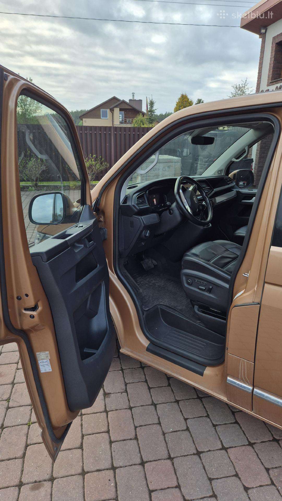 Volkswagen Multivan, 2.0 l., Минивэн