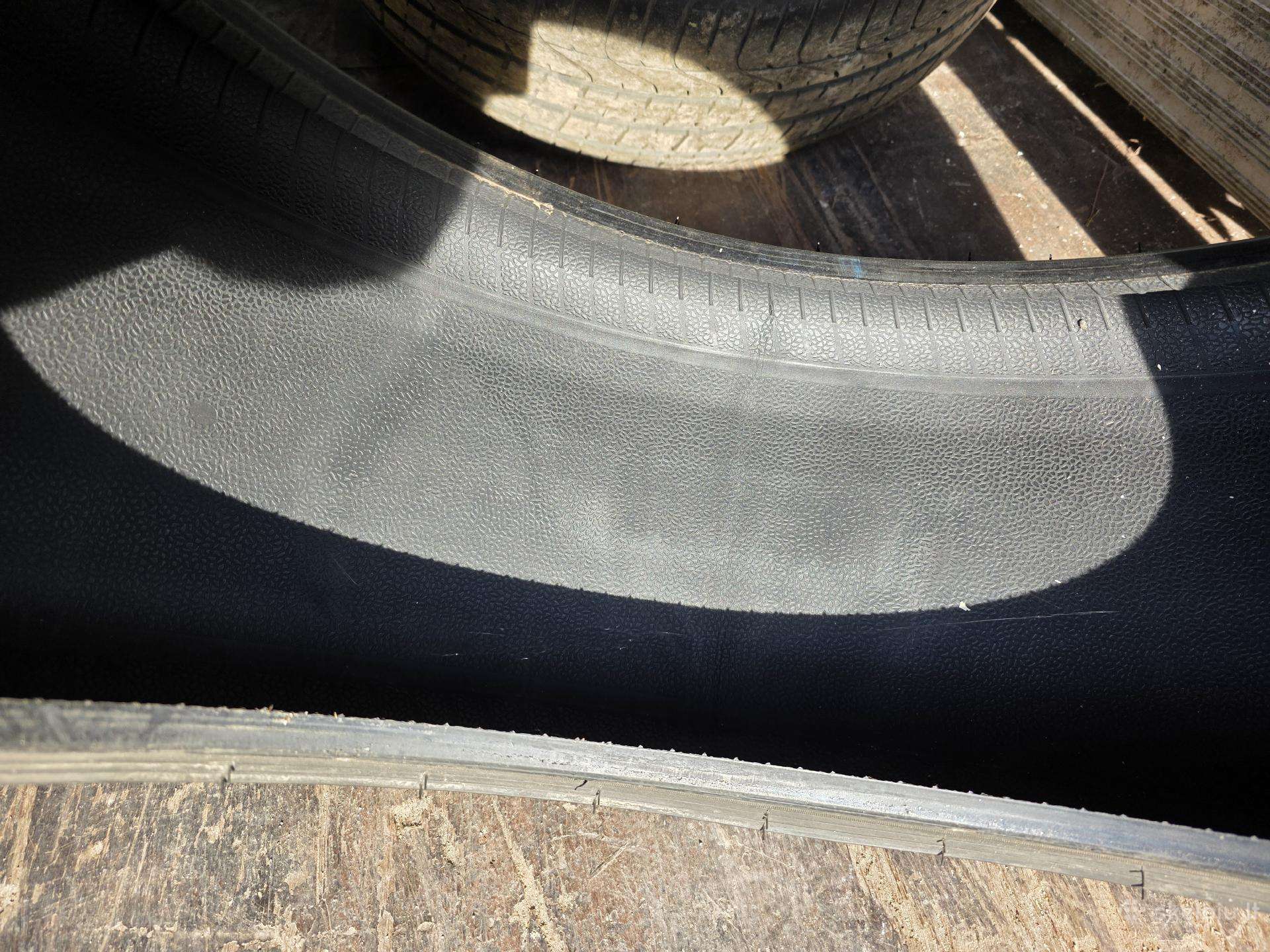 Pirelli, summer 265/40 R20