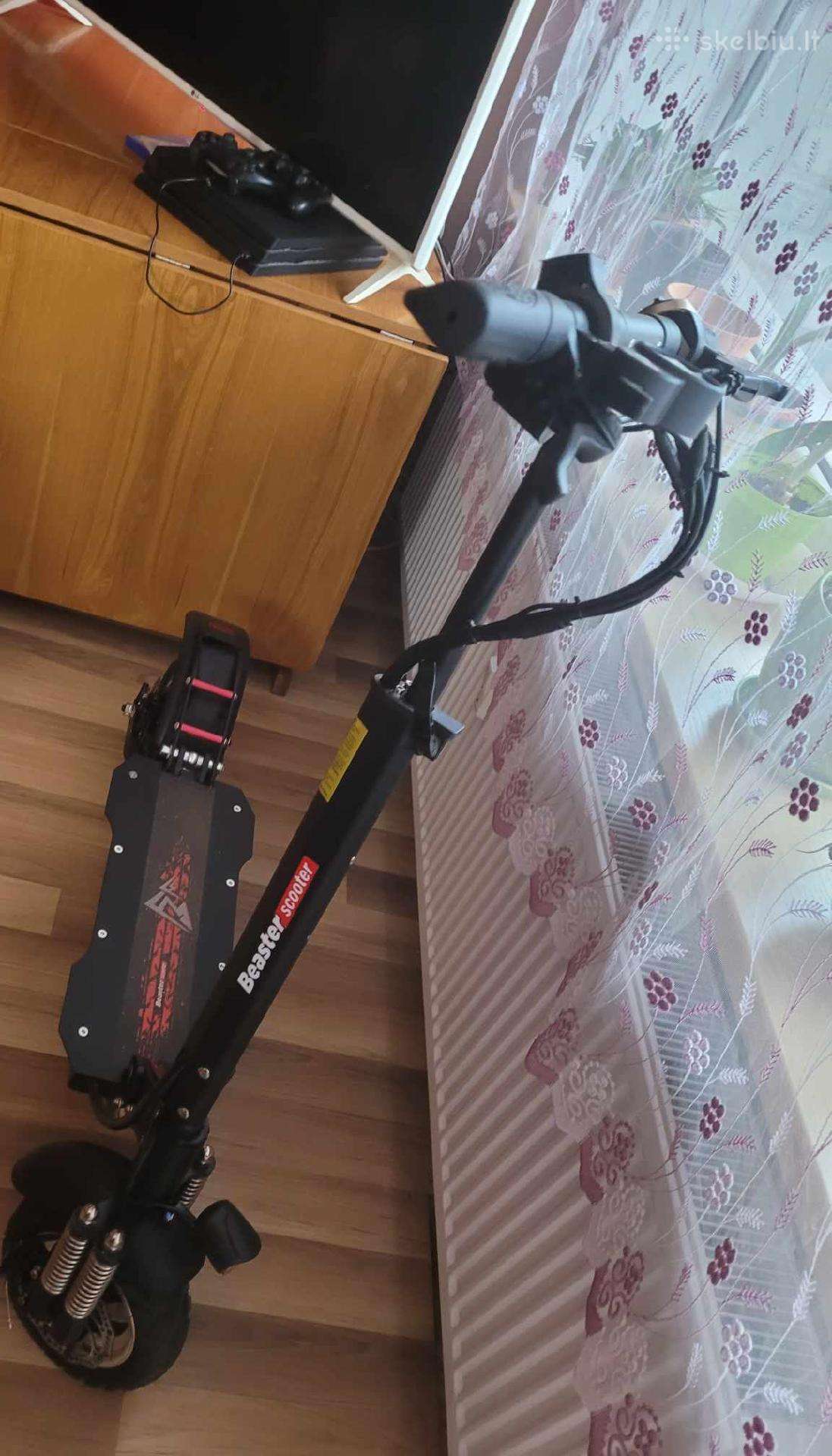 Electric scooter Beaster Scooter