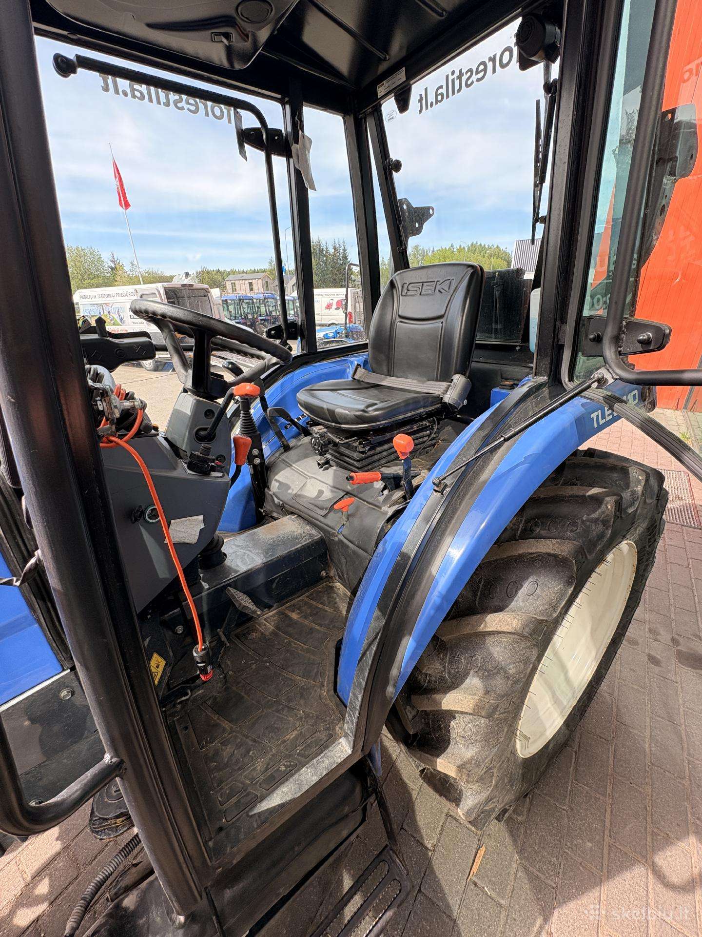 Iseki TLE 3410 ALK / AHLK, тракторы