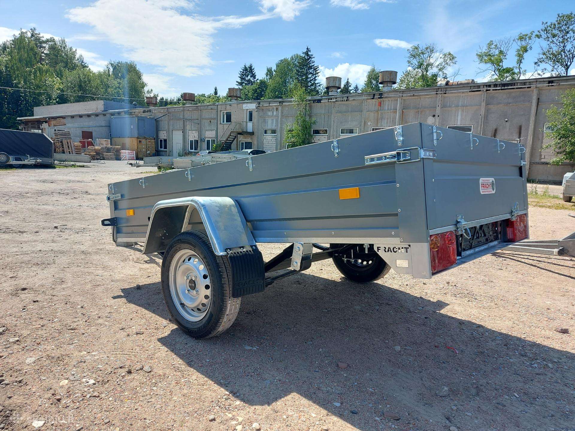 Fracht, passenger car trailers