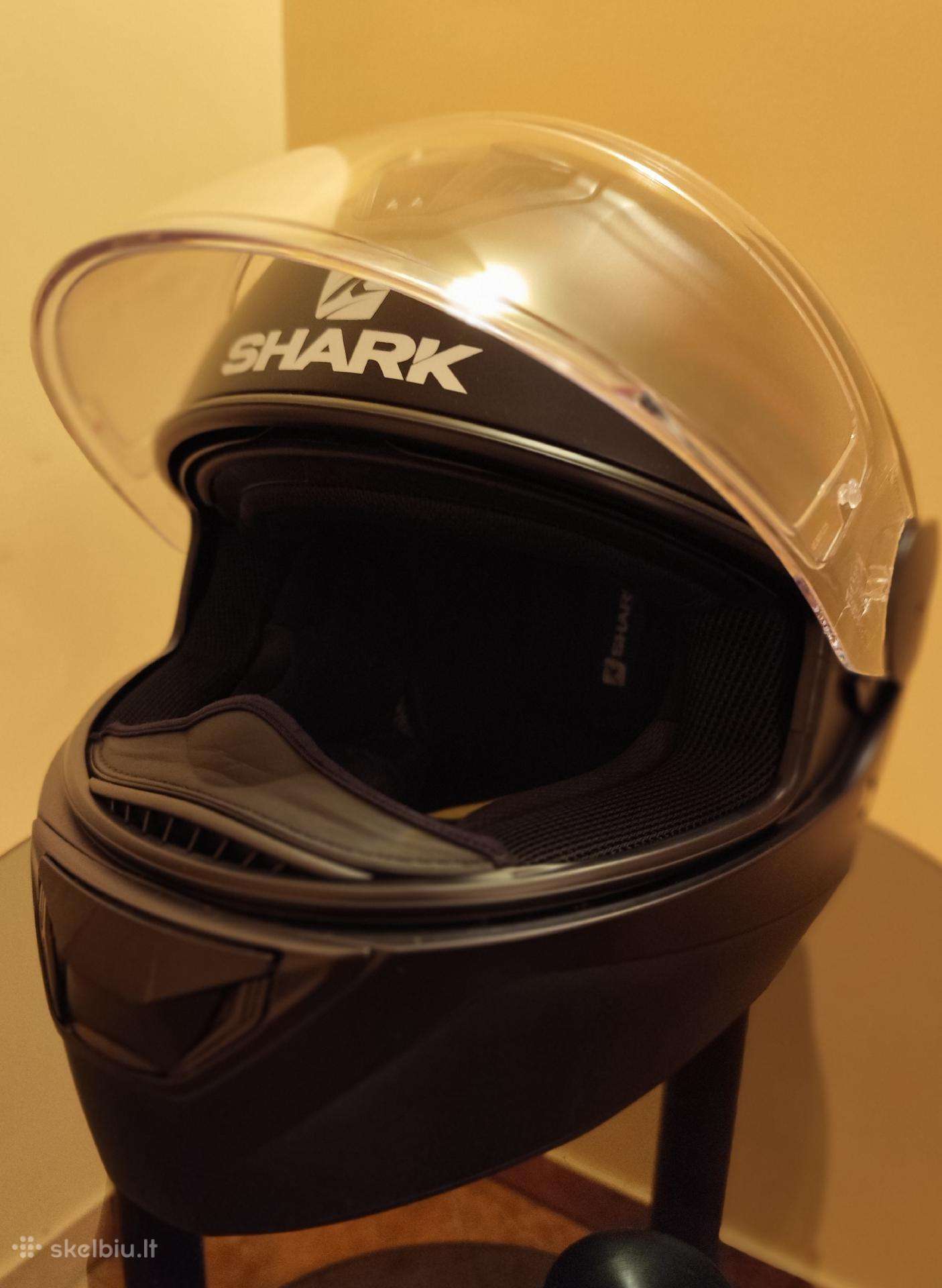 Shark, full-face
