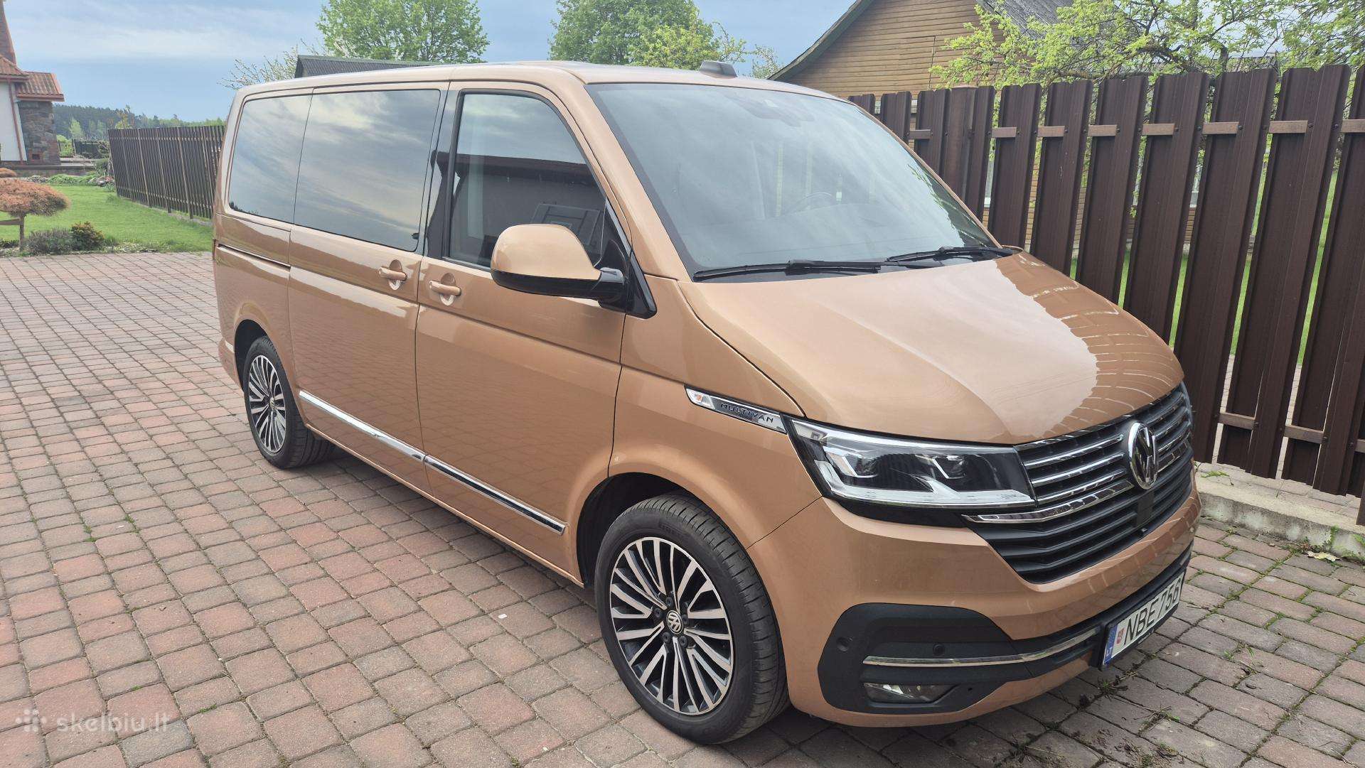 Volkswagen Multivan, 2.0 l., Минивэн