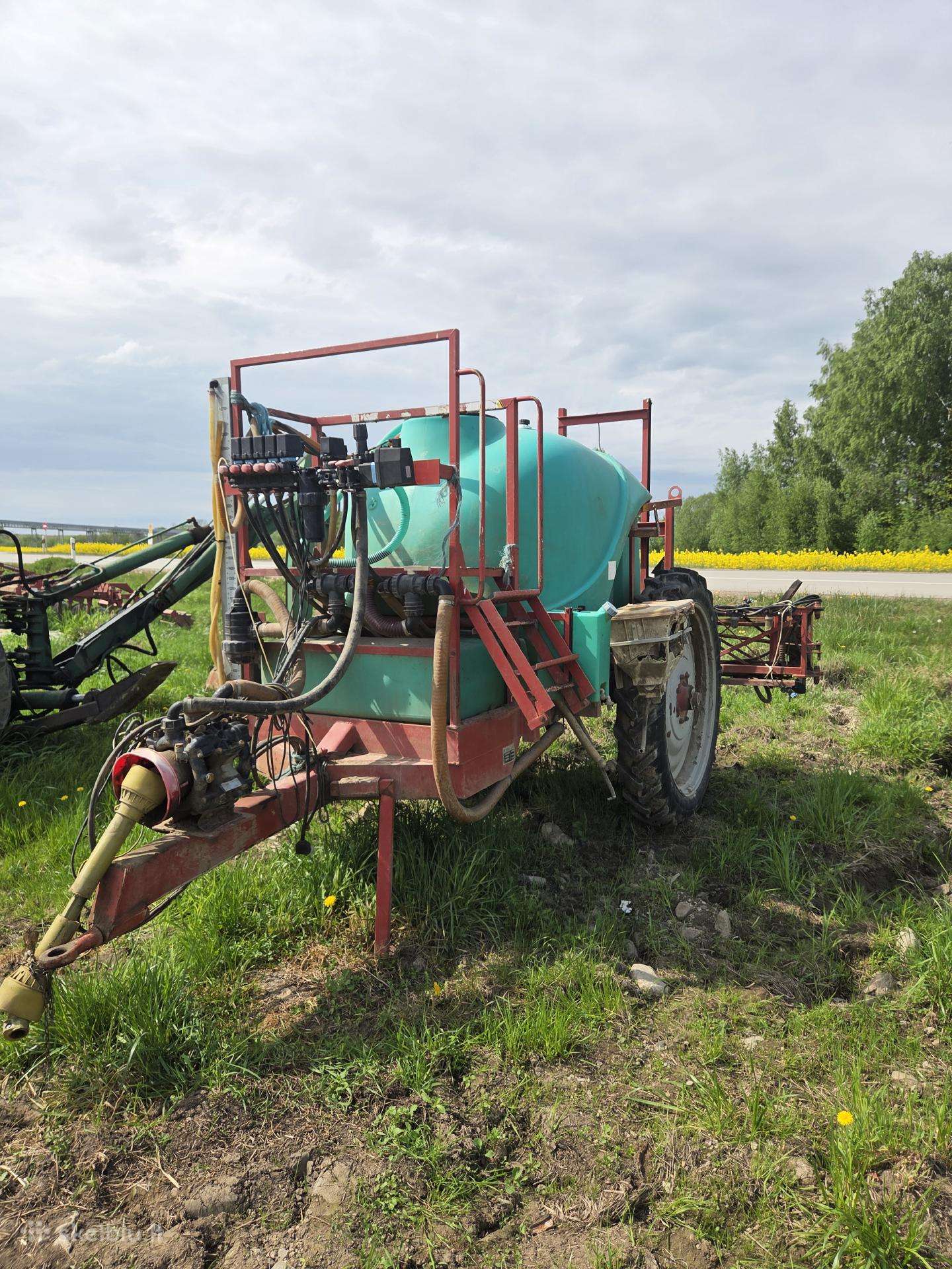 PASVALIO AGRODILERIS 2500, sprayers