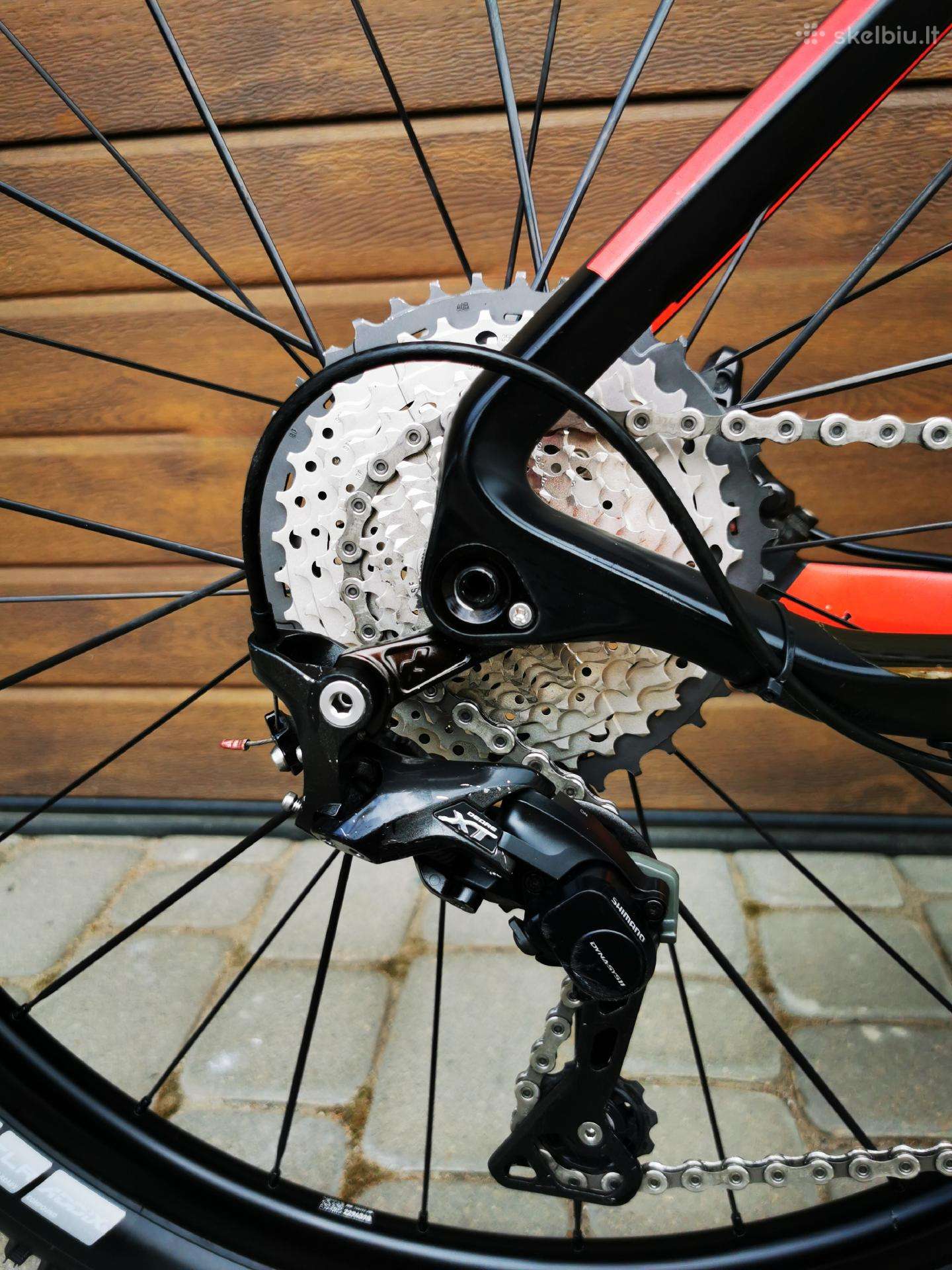 Mountain bike Cube