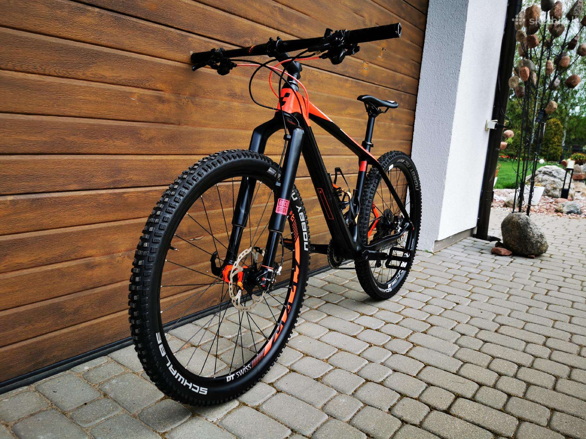 Mountain bike Cube