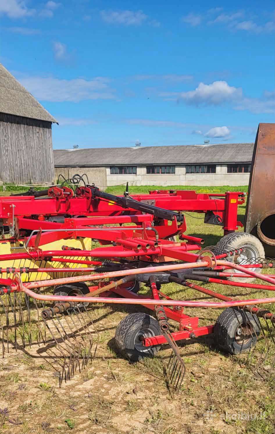 Lely Hibiscus 855, rakes