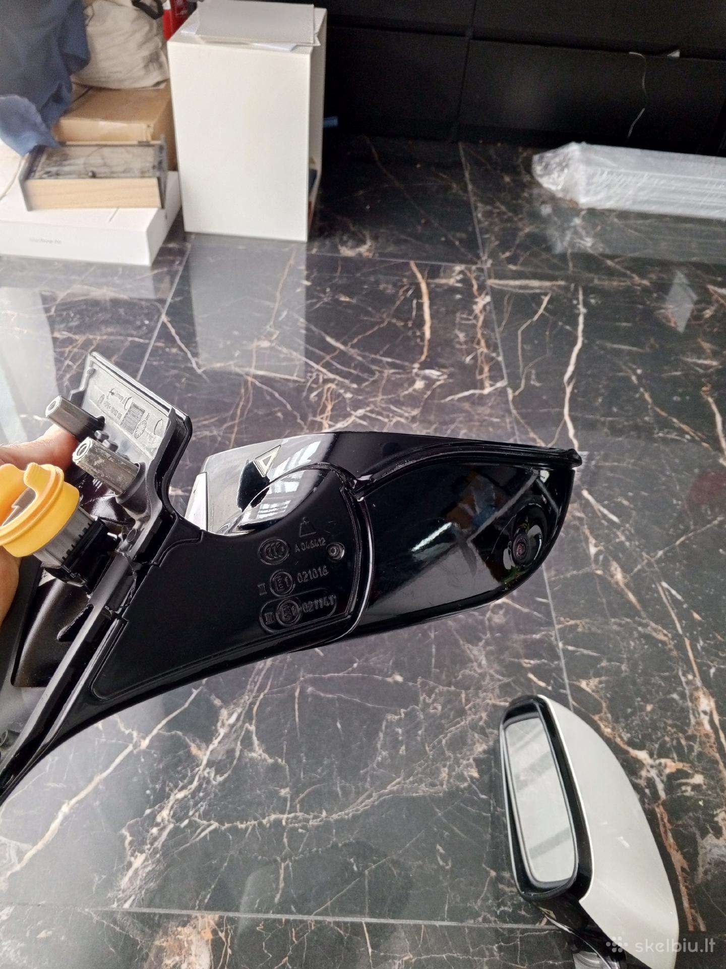 BMW 540 mirrors