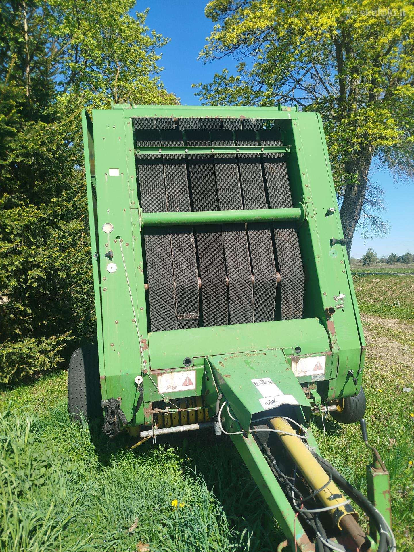 John Deere 550, прессы
