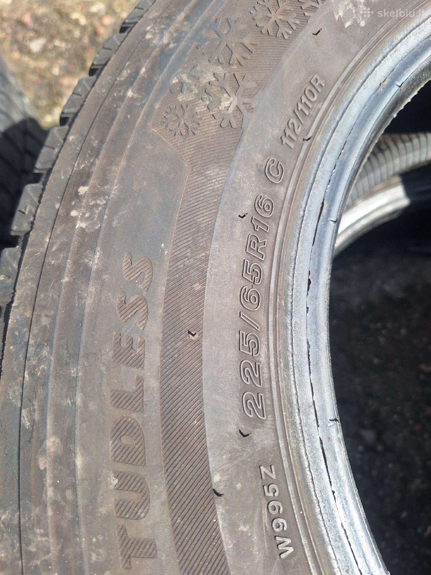 Yokohama, vasarinės 225/65 R16