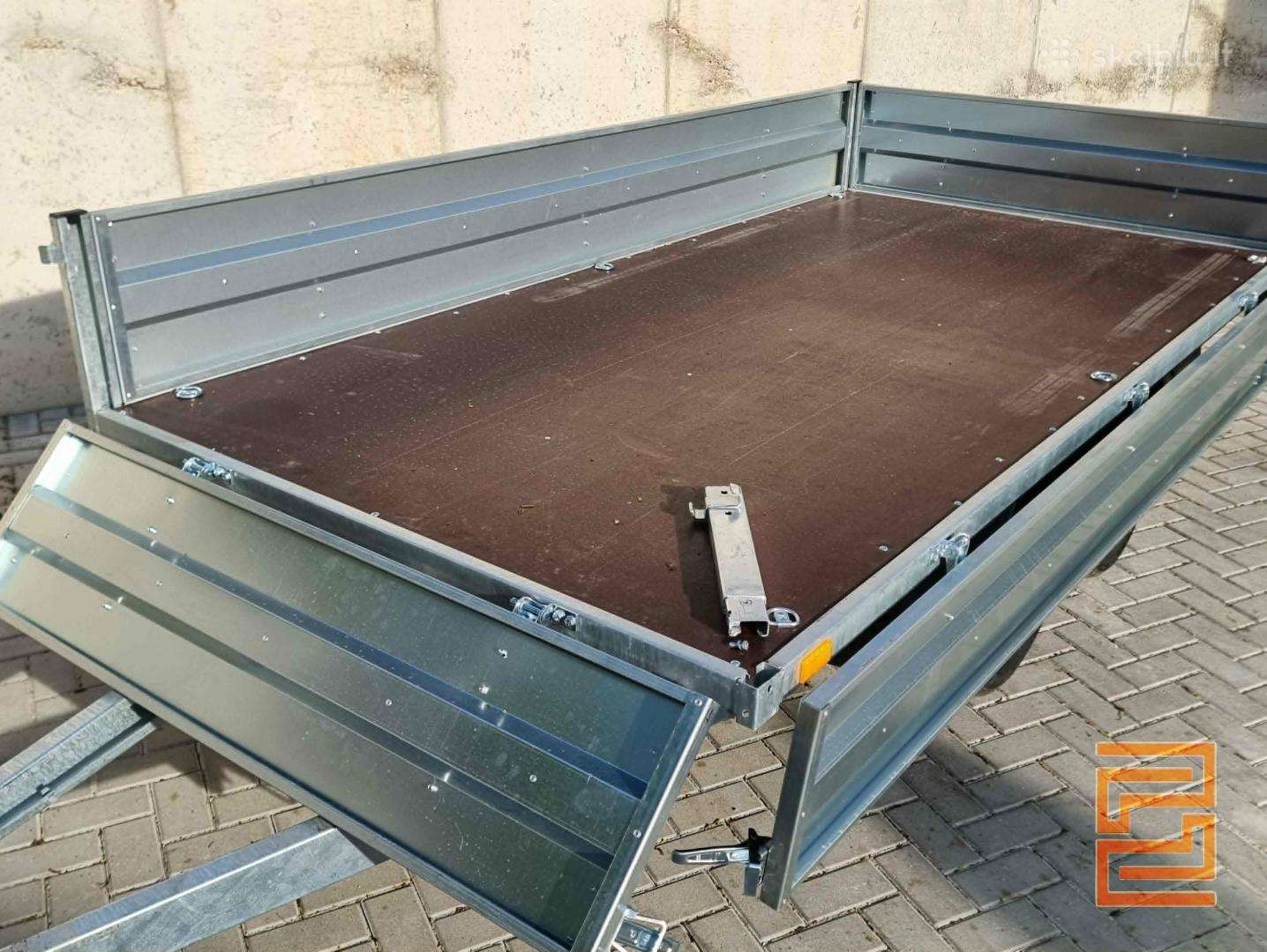 T, passenger car trailers
