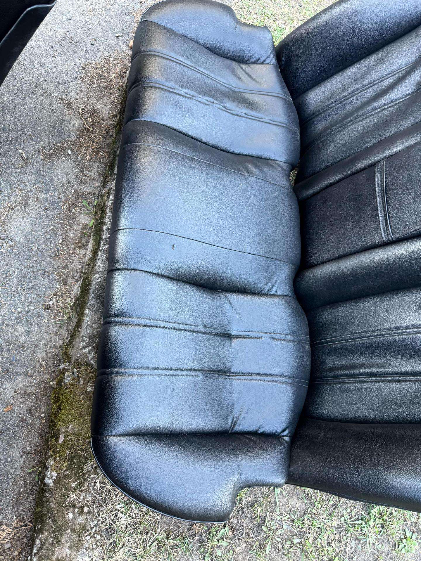 BMW 525 seats