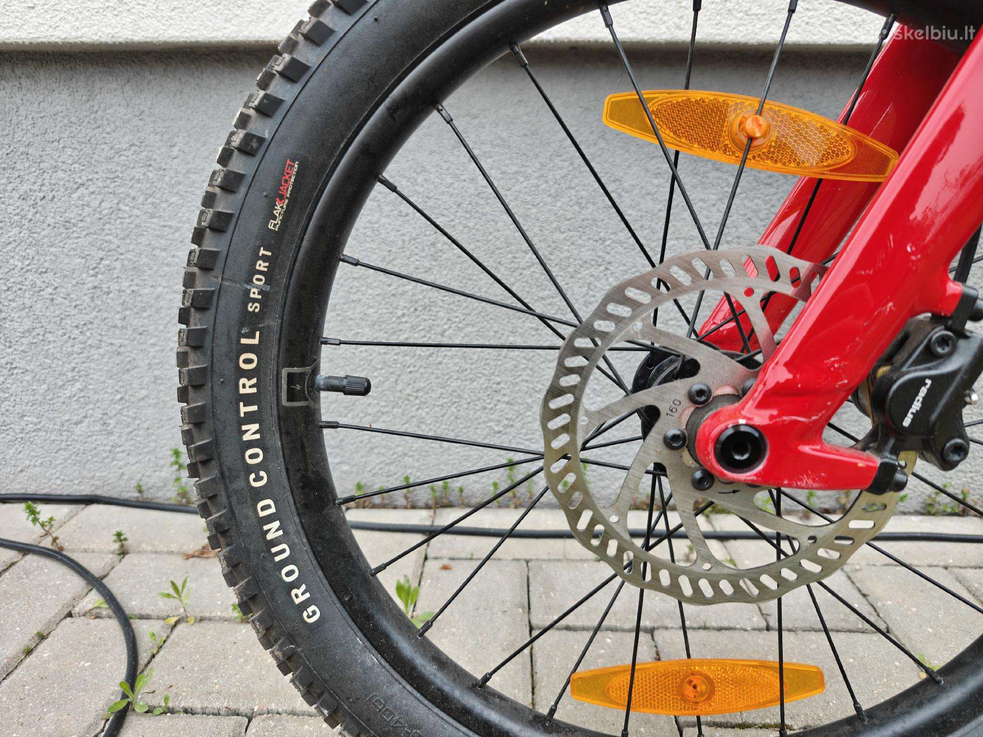 Детский велосипед Specialized