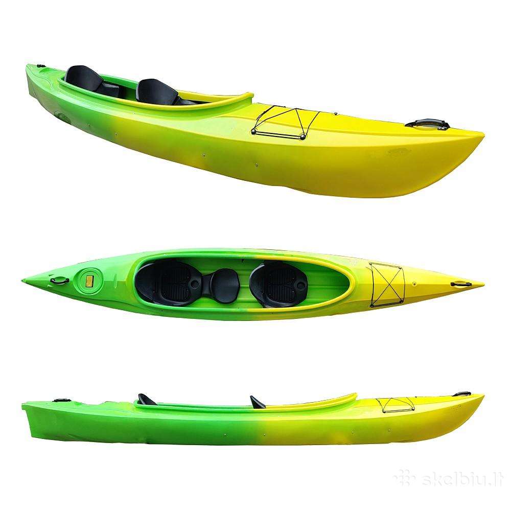 Amber, kayaks