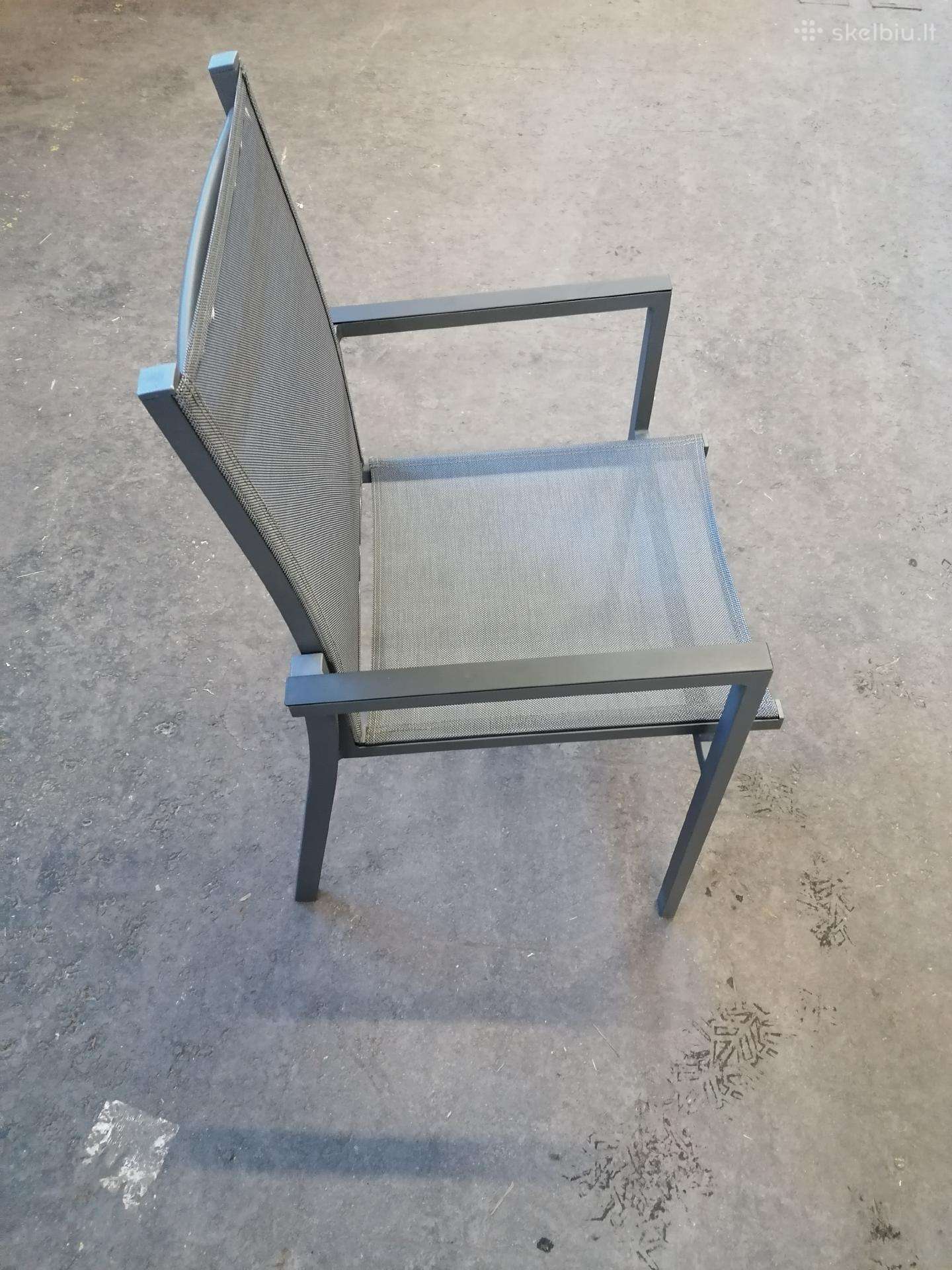 Kėdės. Koja