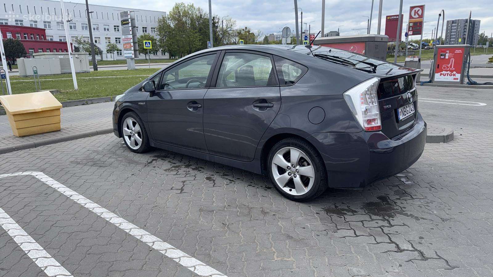 Toyota Prius, hatchback