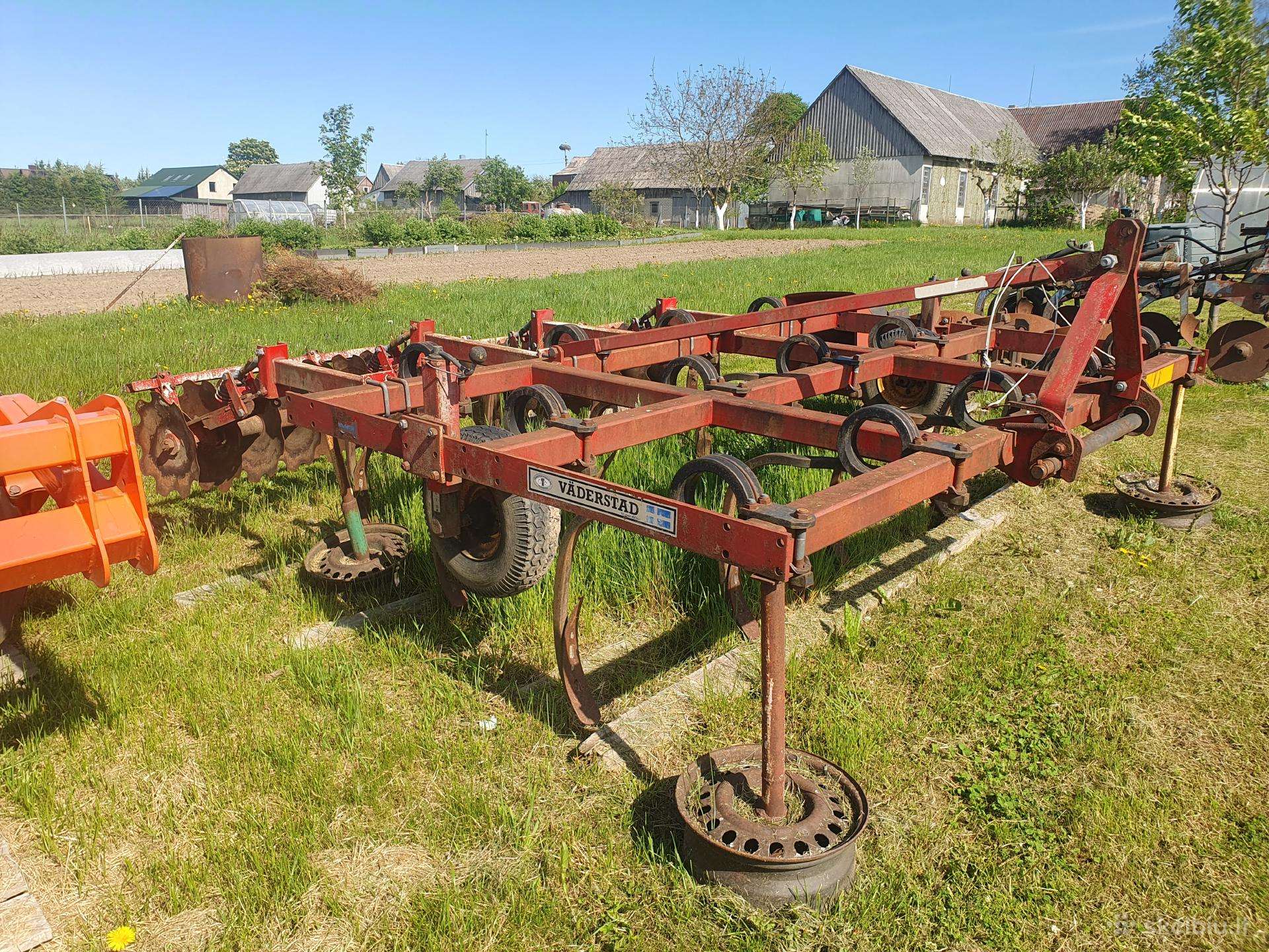 Vaderstad, scrapers, scrubbers