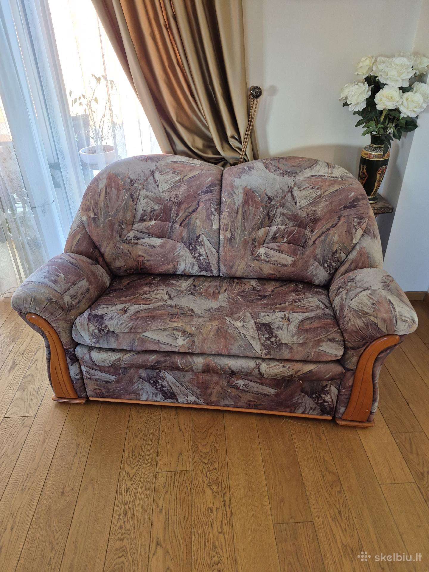 Dvivietė sofa-lova