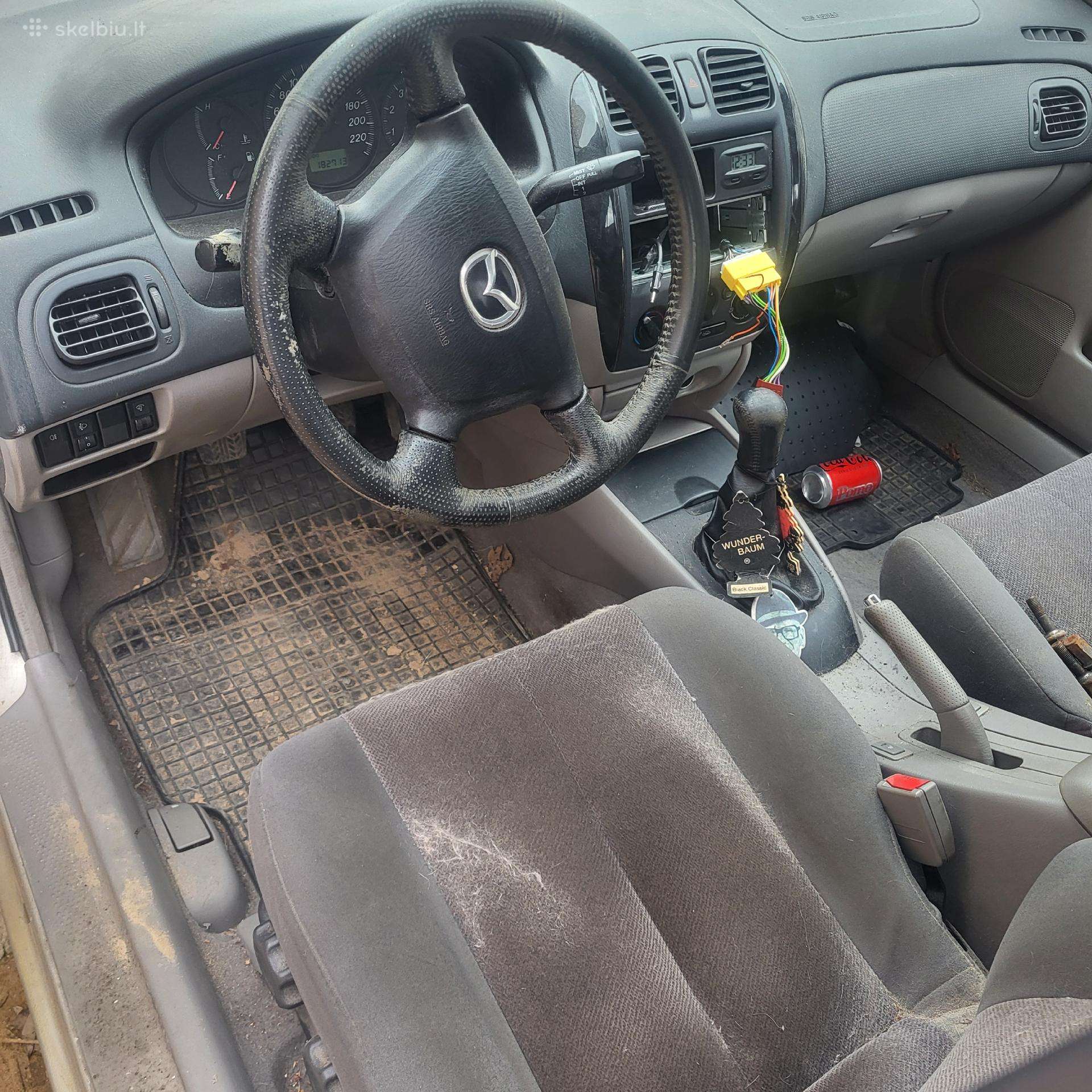 Mazda 323, 1.5 l., Седан