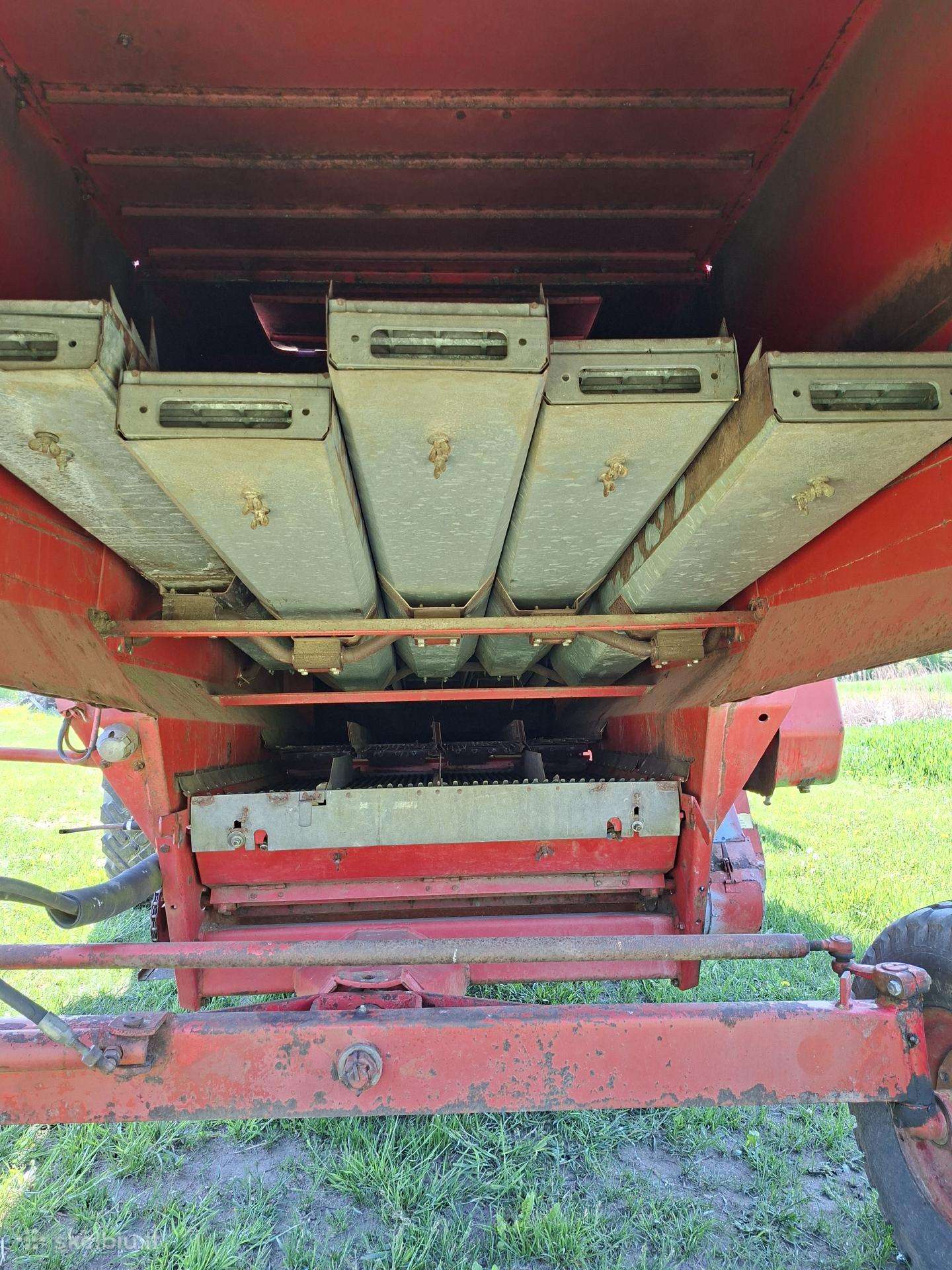 Massey Ferguson 506, комбайны