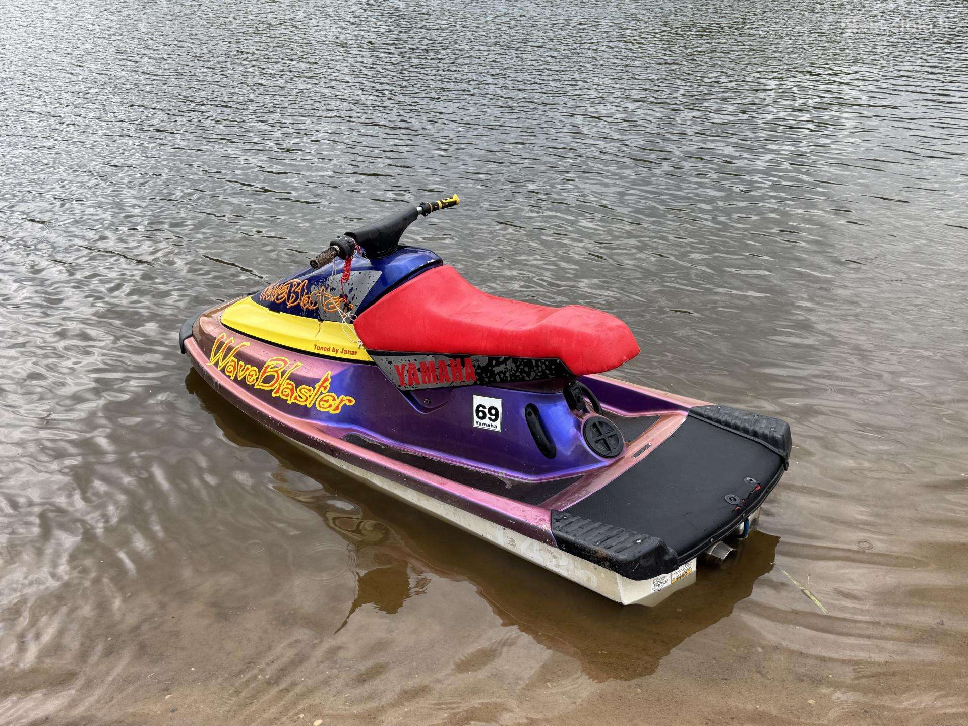 Yamaha Wave Blaster, jet skis