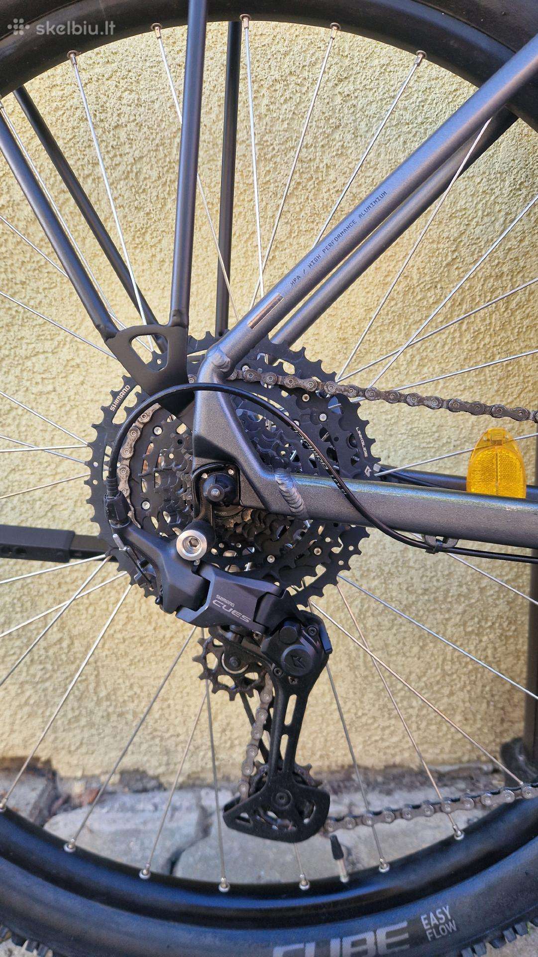 Mountain bike Cube