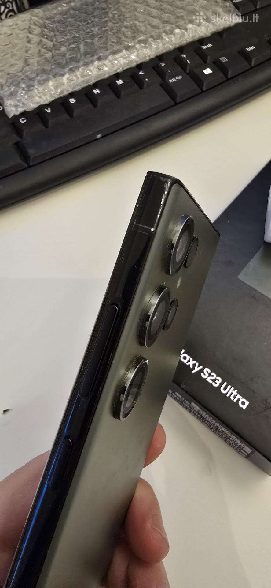 Samsung S23 Ultra 256 žalias su dežutę