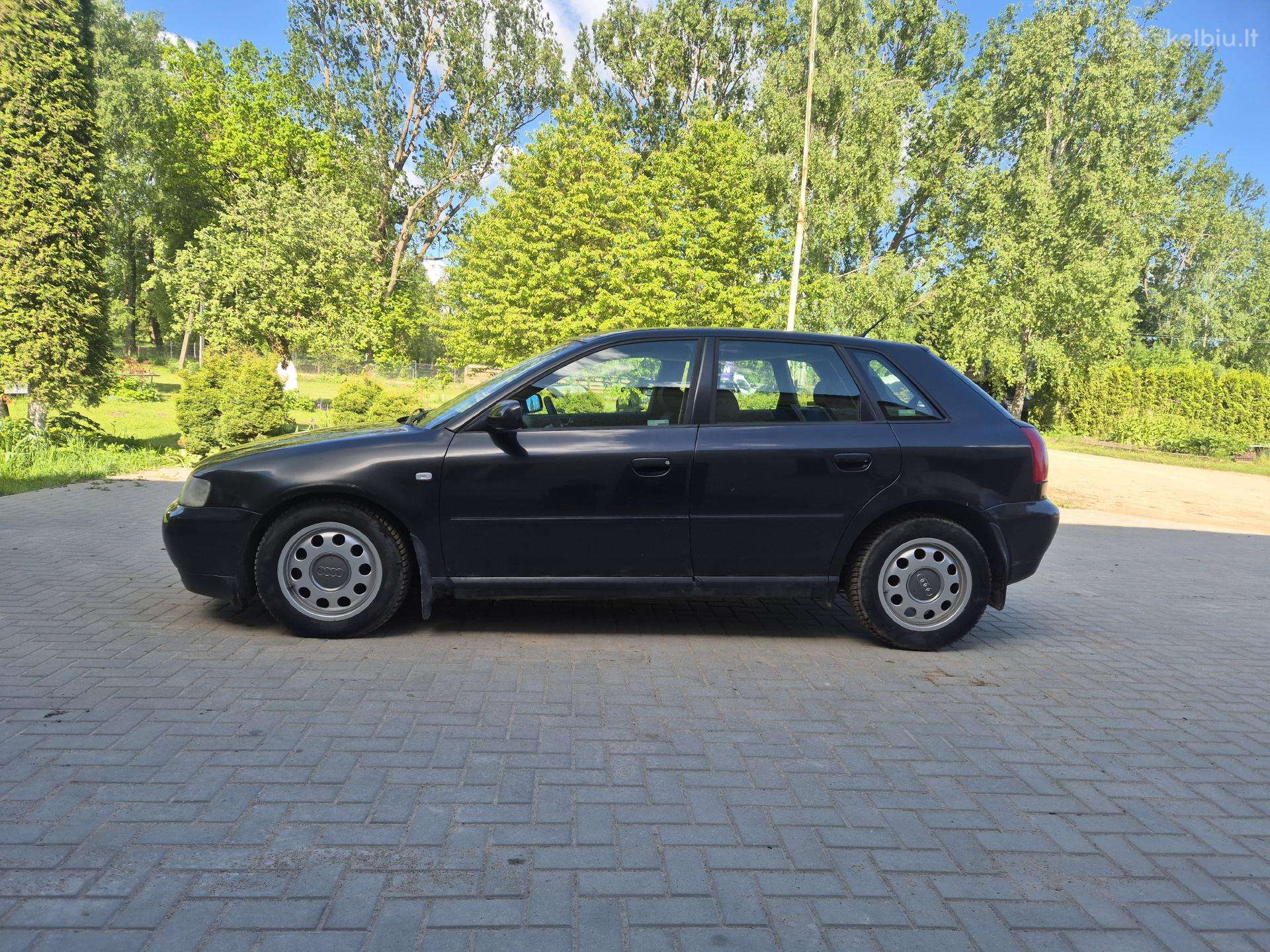 Audi A3, 1.6 l., hatchback