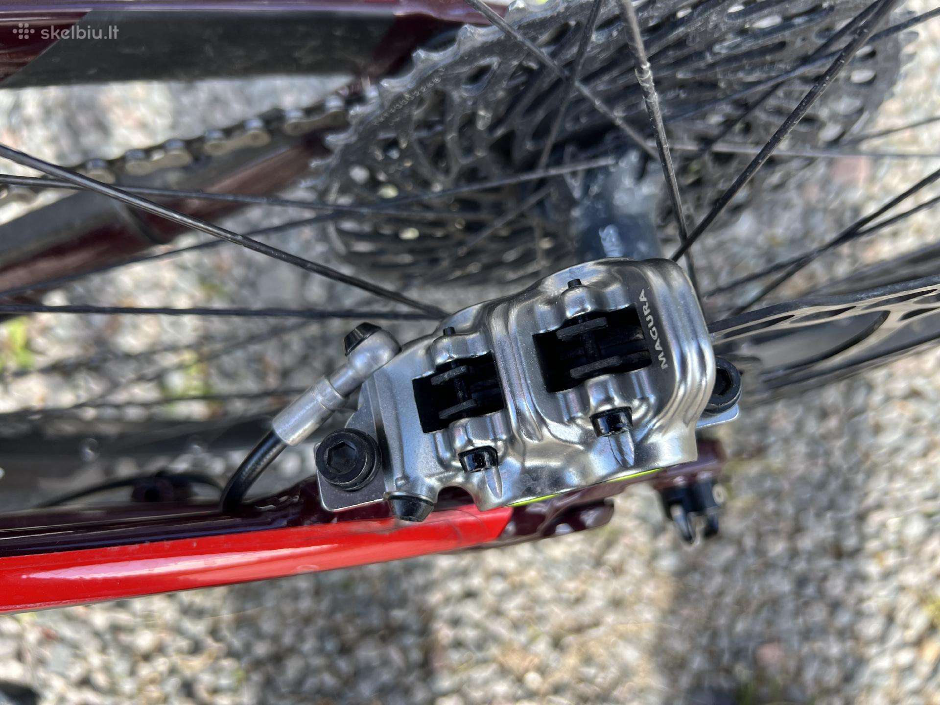 Kalnų dviratis Canyon 27.5″