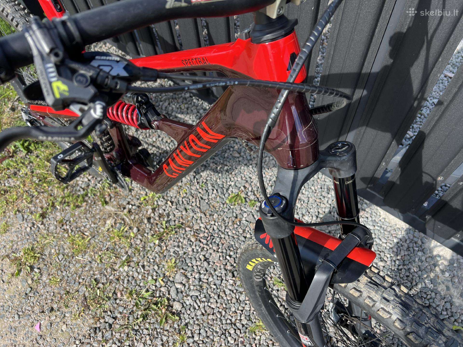 Kalnų dviratis Canyon 27.5″