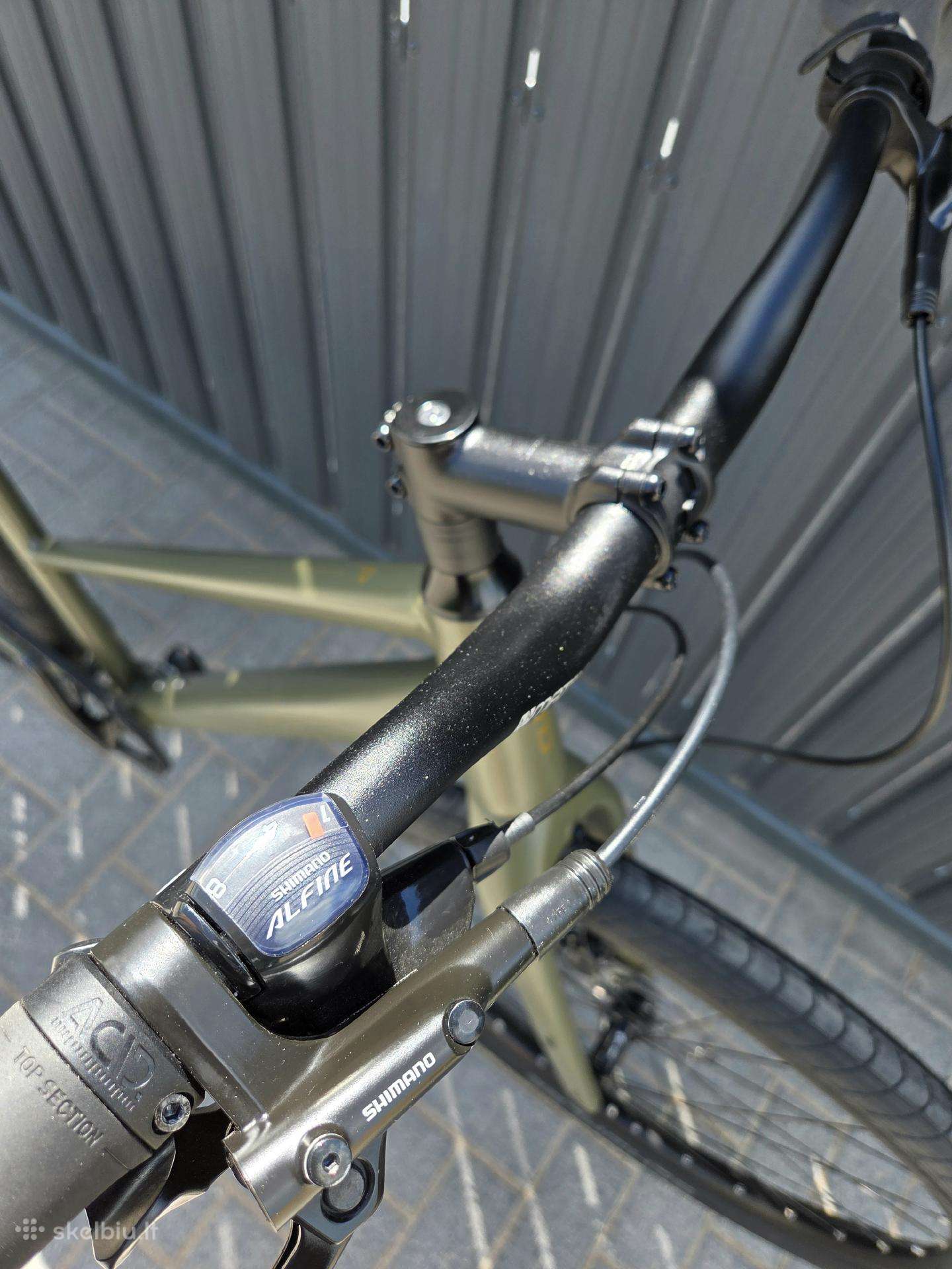 Hybrid bike Cube 29″