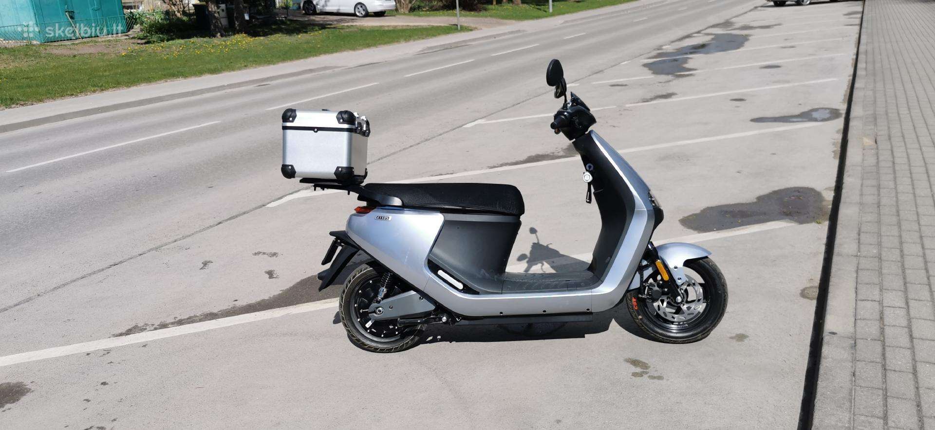Segway E110S, scooters / mopeds