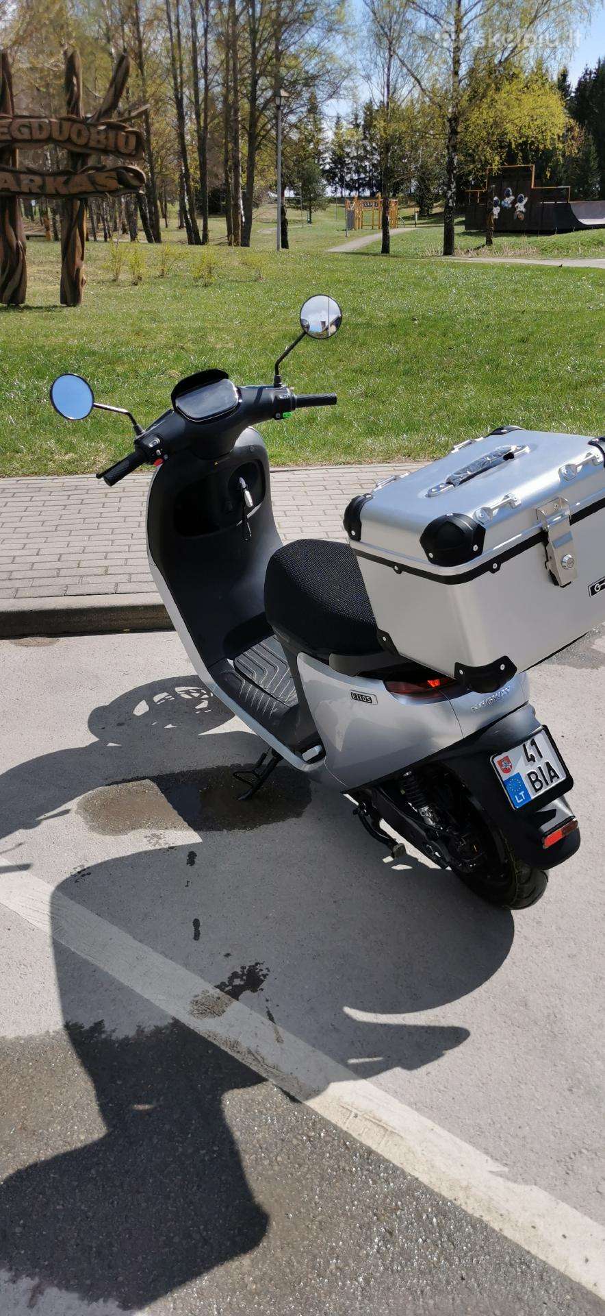 Segway E110S, scooters / mopeds