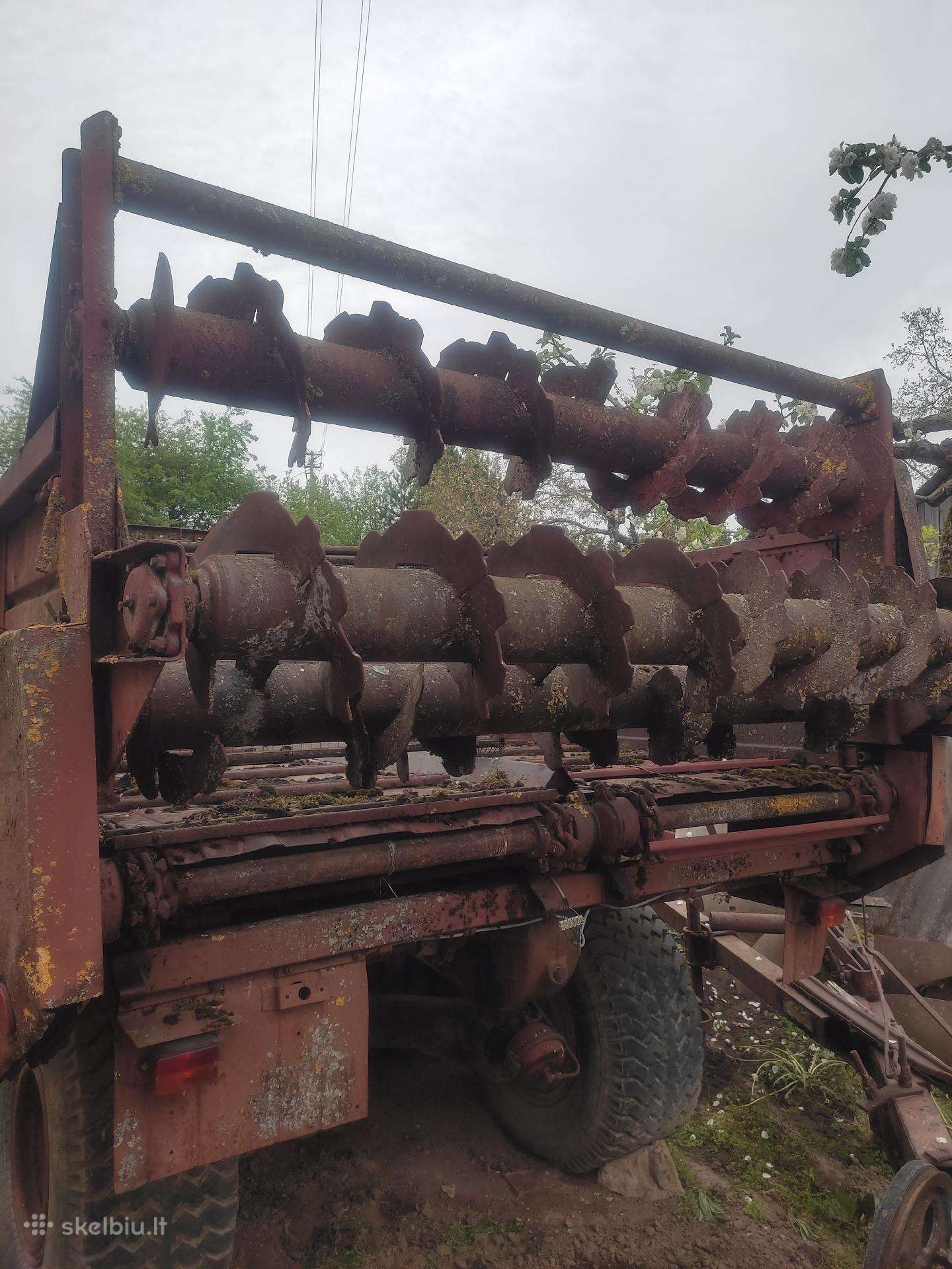 -Kita-, manure shakers, compost shredders
