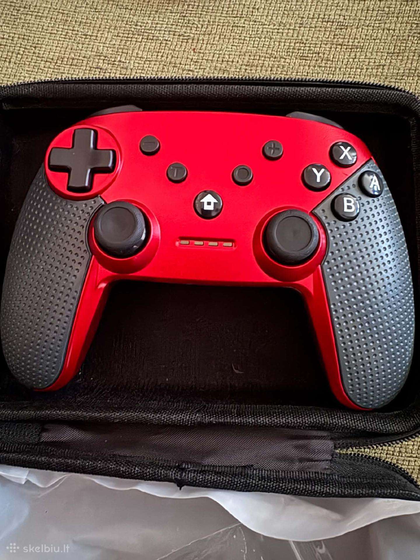 Nintendo Switch Pro Controller „momen“