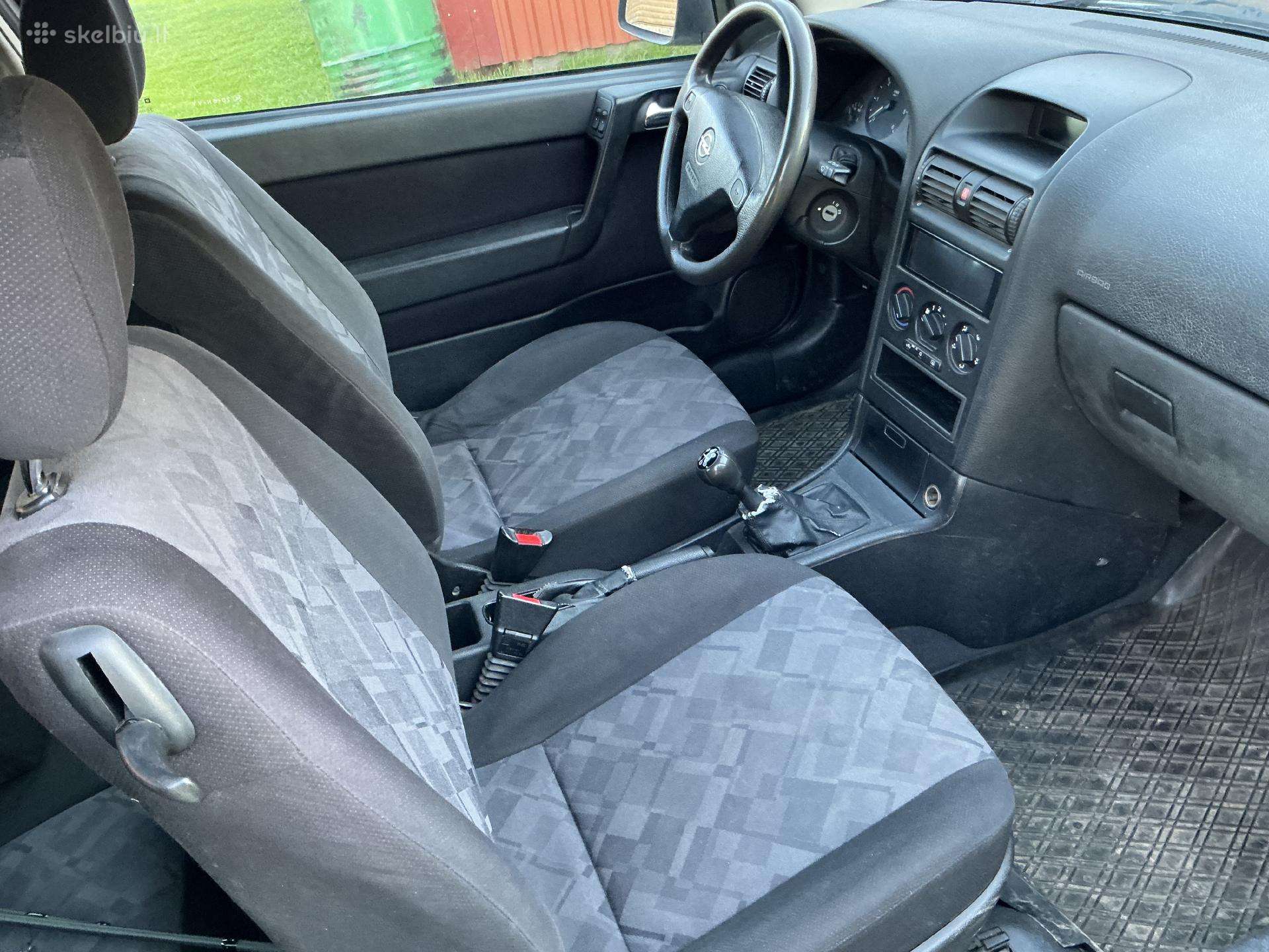Opel Astra, 2.0 l., hatchback
