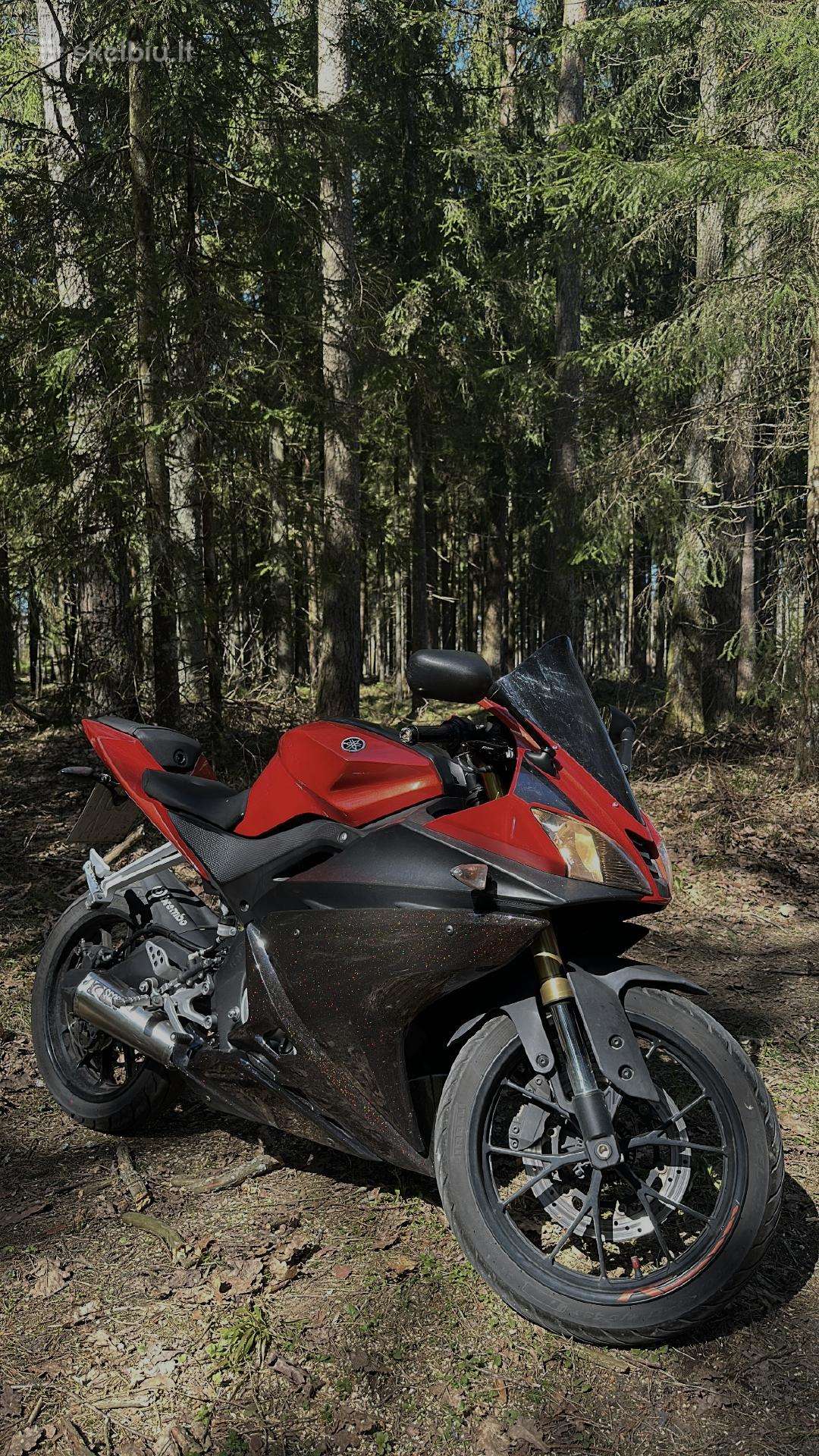 Yamaha YZF 125cc, superbikes