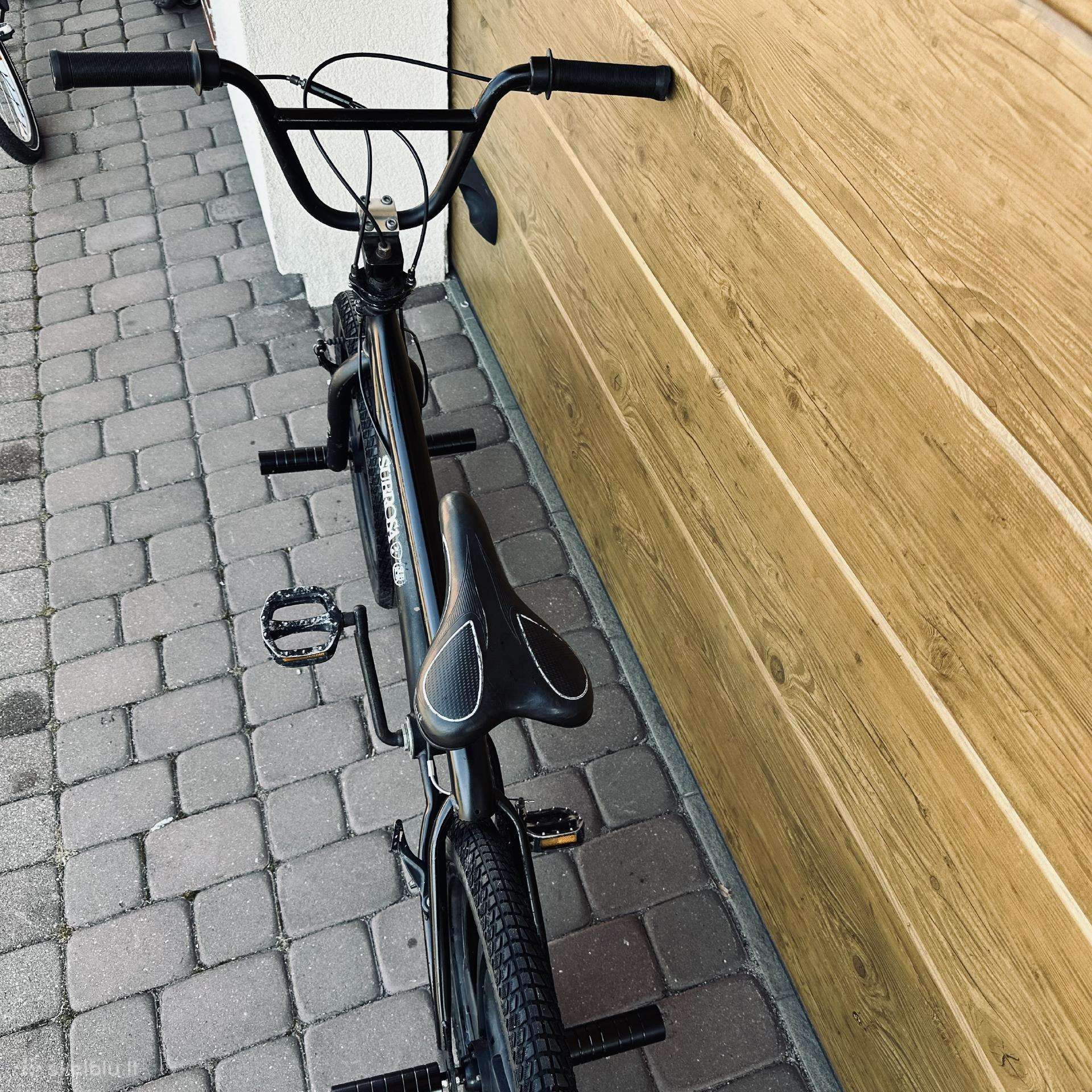 BMX dviratis -Kita-
