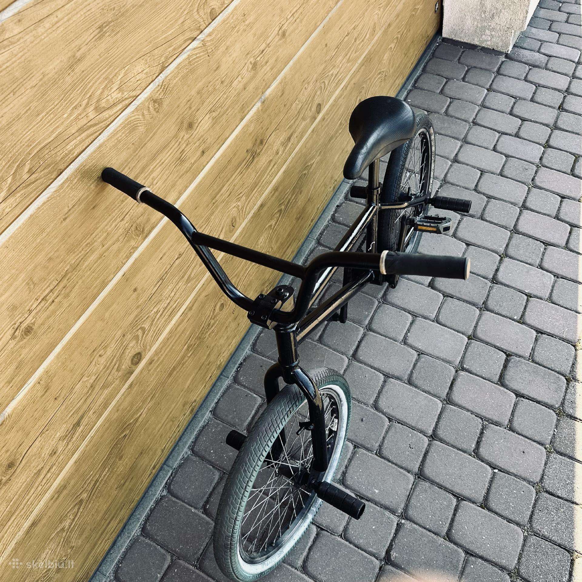 BMX dviratis -Kita-