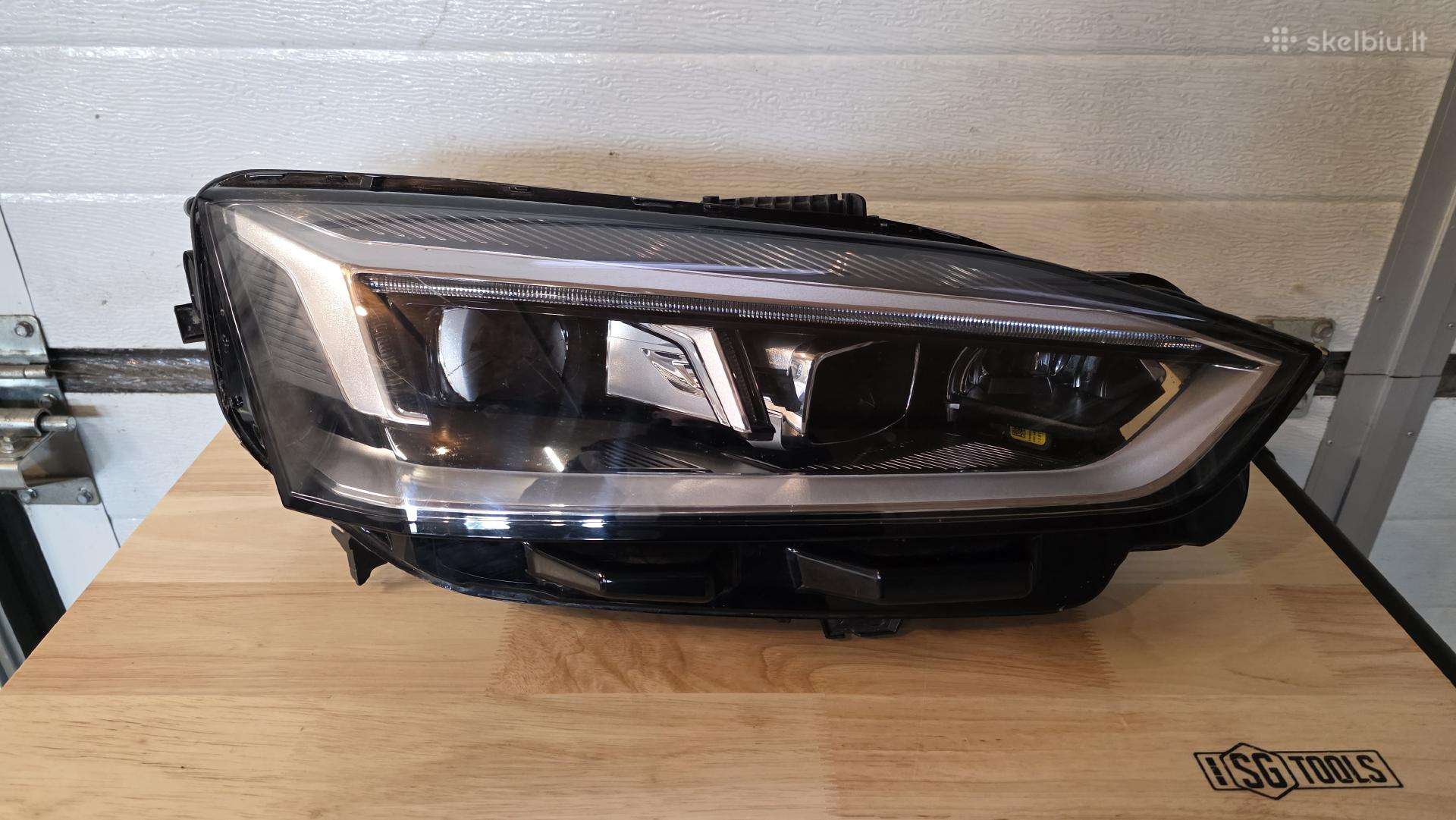 Audi A5 lights