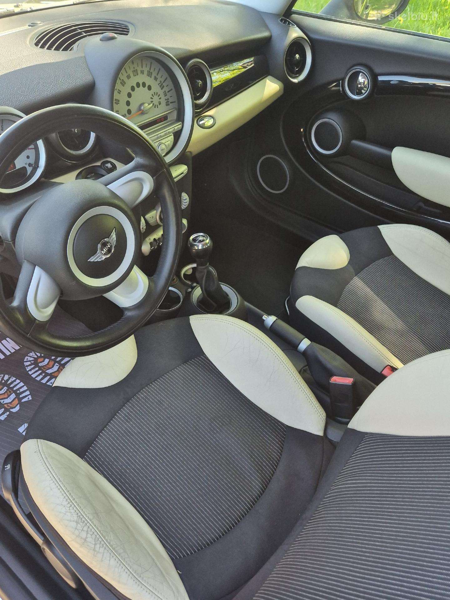Mini Cooper, 1.6 l., coupe