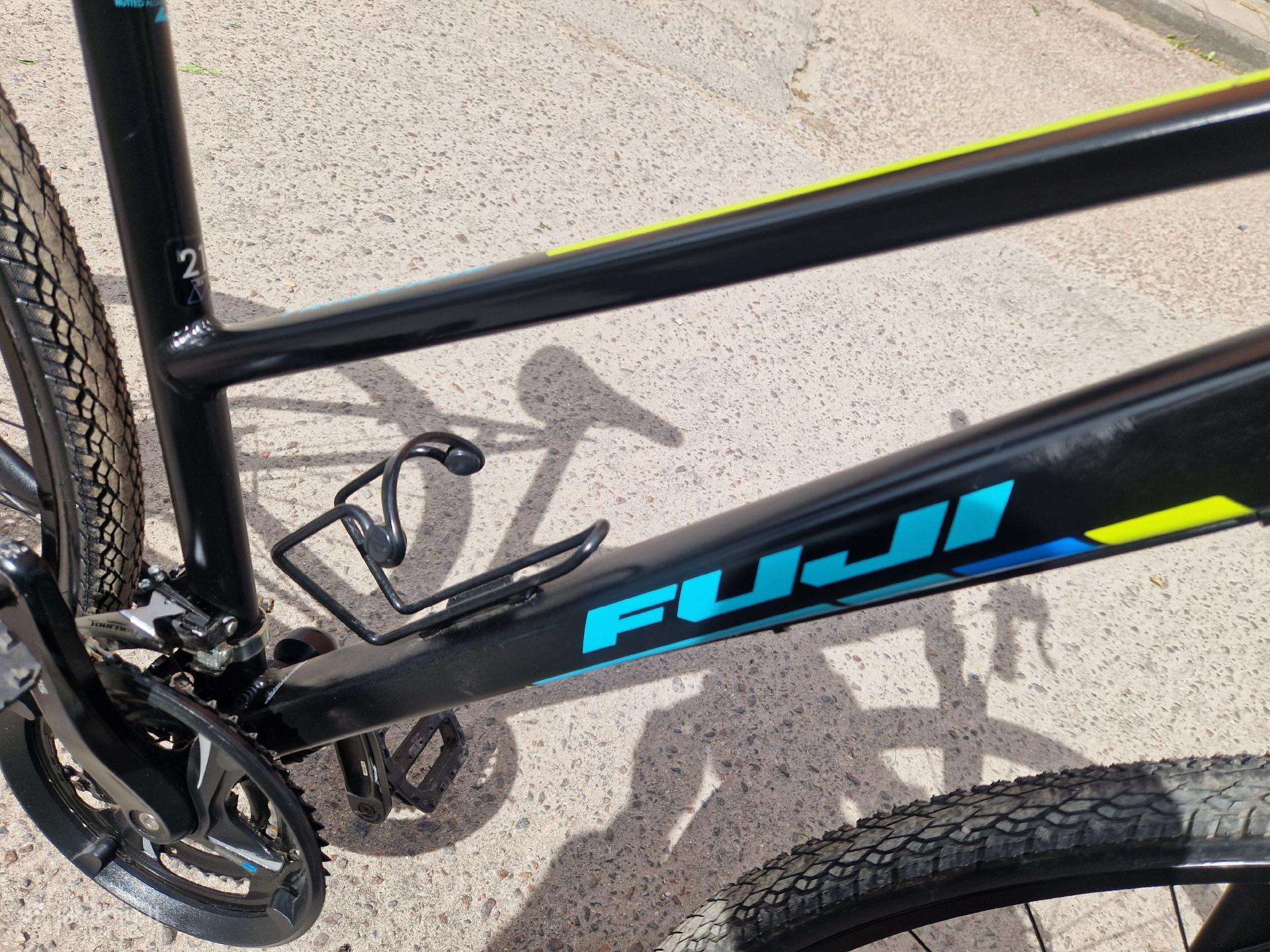 Hibridinis dviratis Fuji