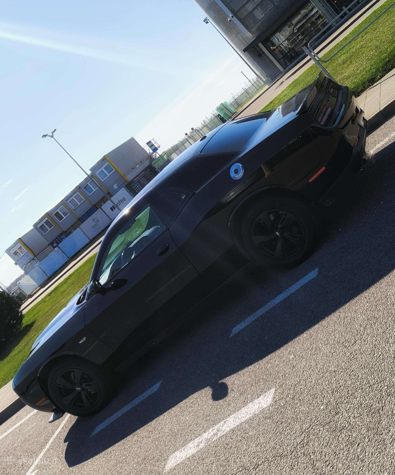 Dodge Challenger, coupe