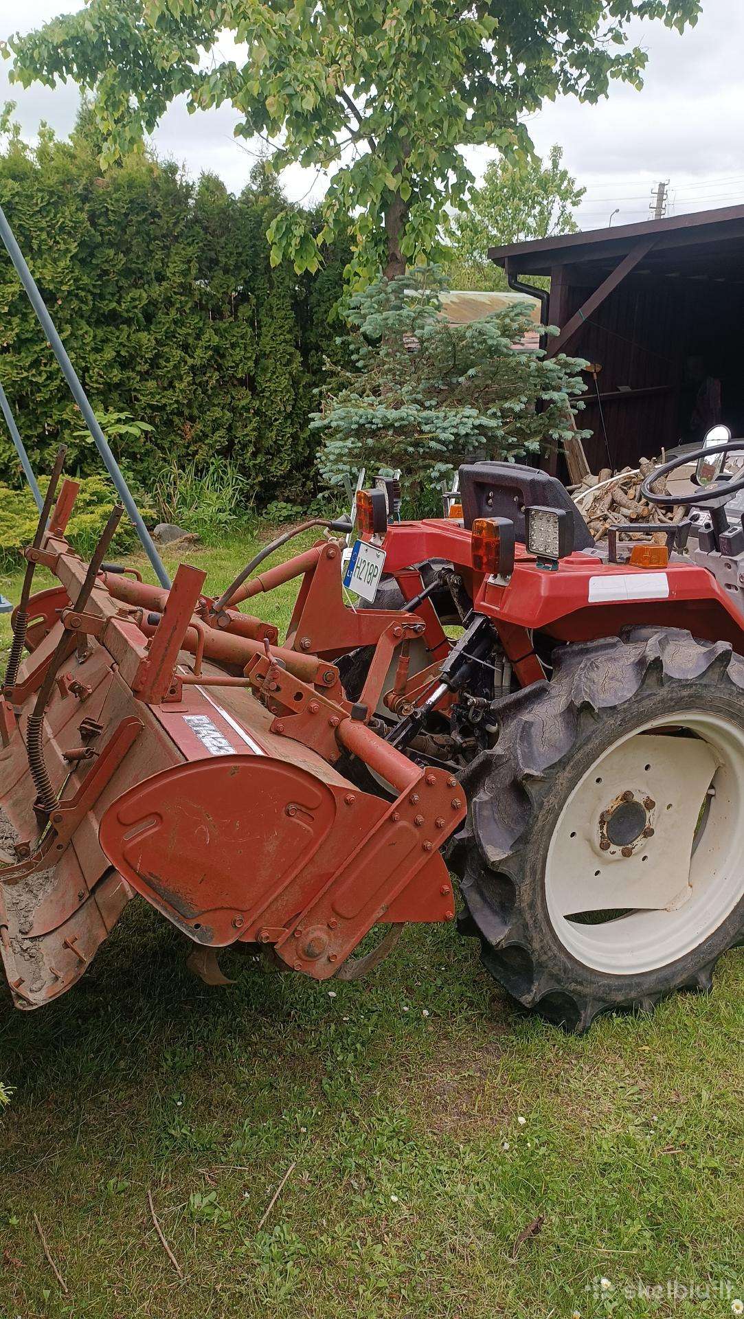 Mitsubishi, tractors