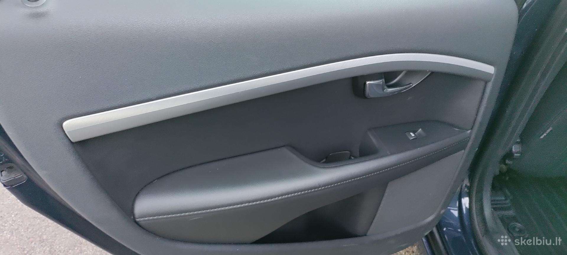 Volvo V70, 2.0 l., wagon