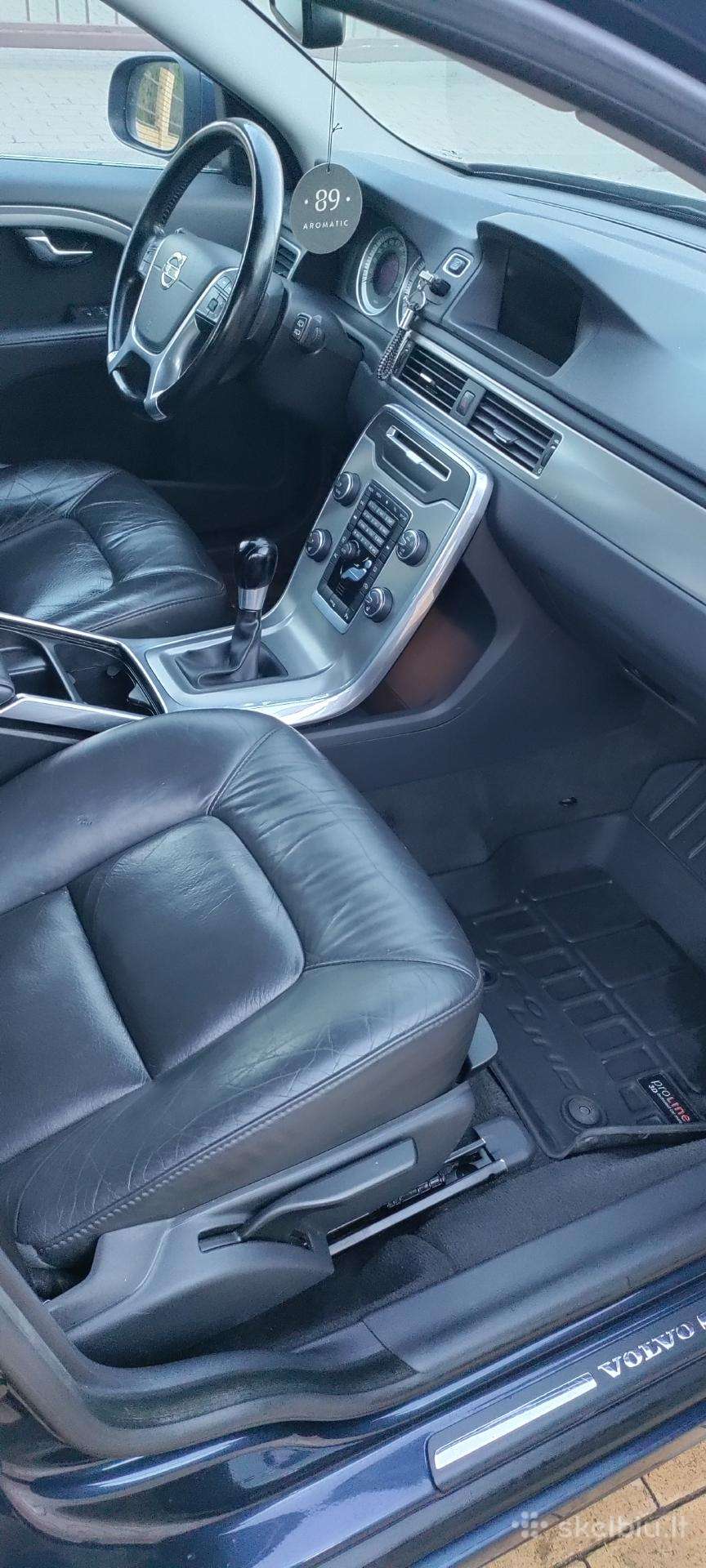 Volvo V70, 2.0 l., wagon