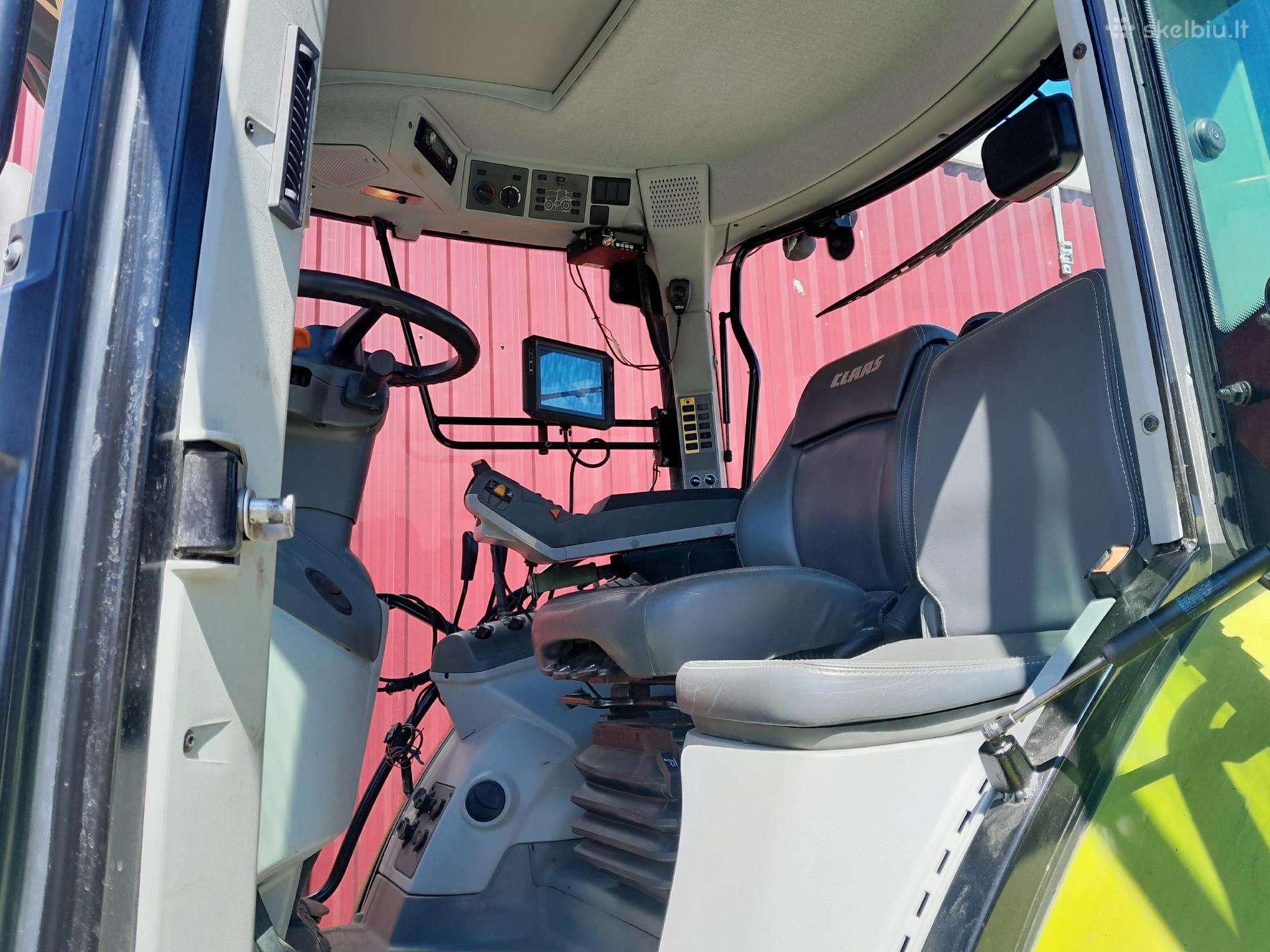 Claas 630, traktoriai
