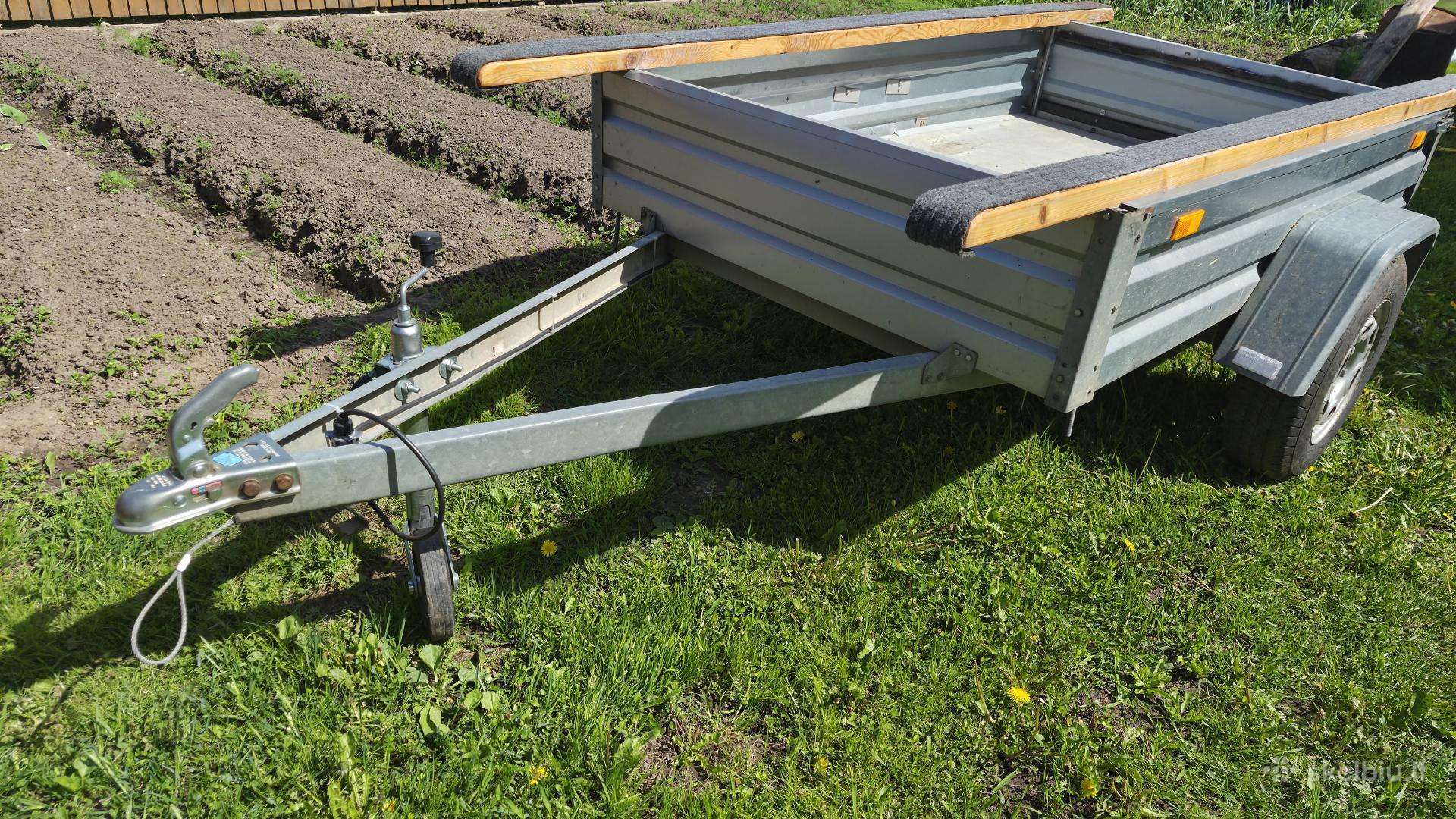 Bazaltas, passenger car trailers