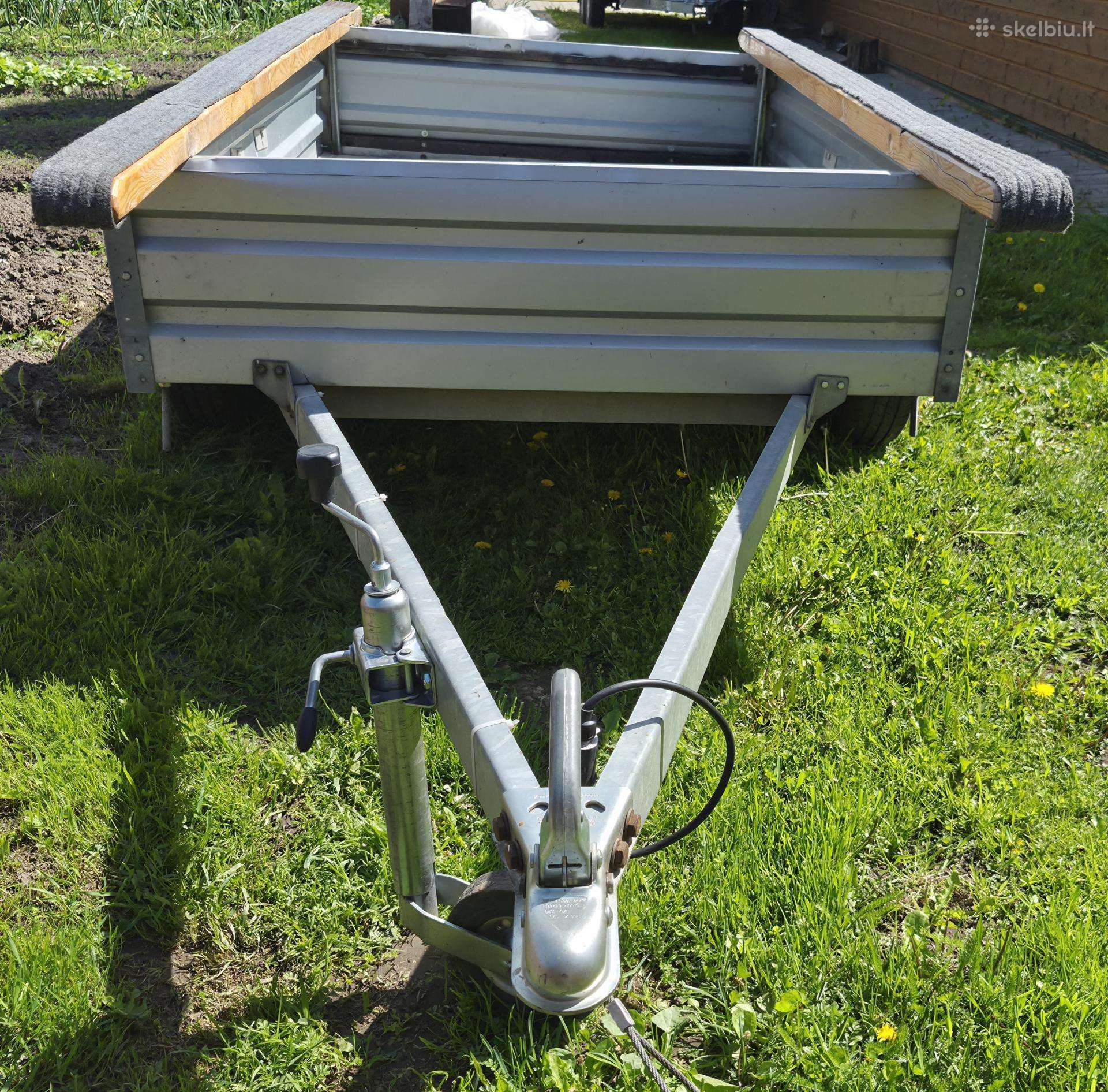 Bazaltas, passenger car trailers